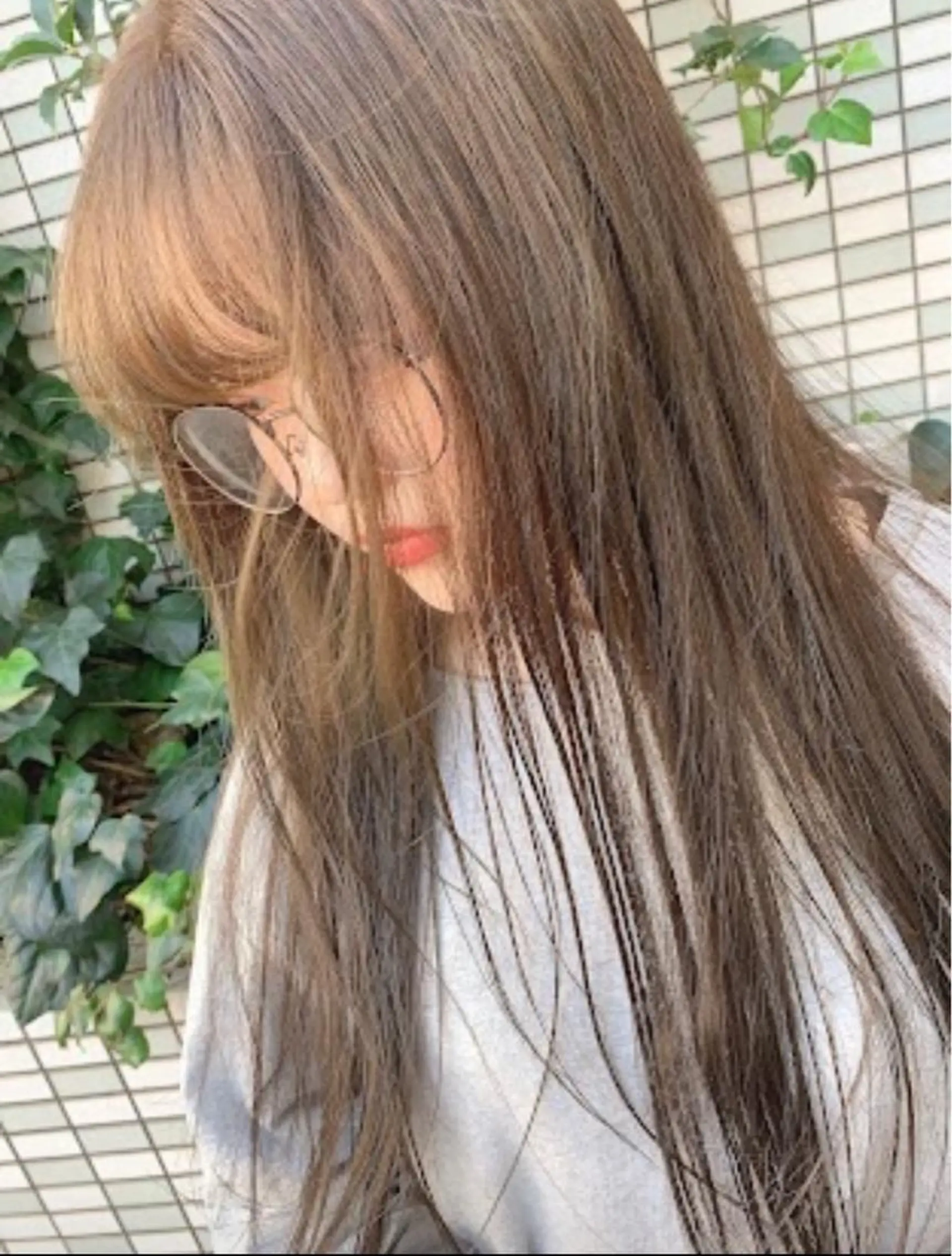 ロング カワシマ セイカのヘアスタイル