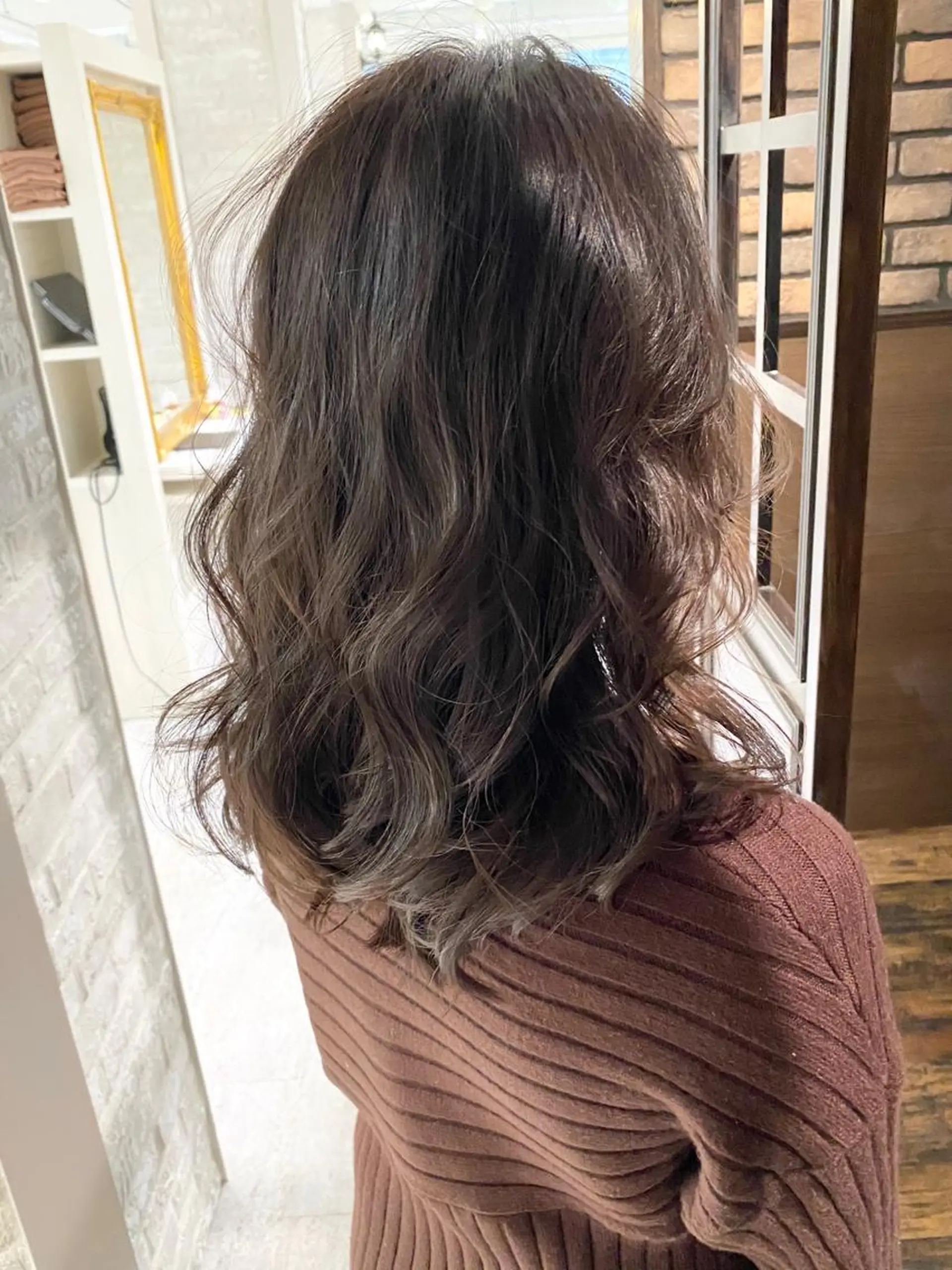 ミディアム salowin自由が丘COMS所属・白井 秀太郎のヘアスタイル