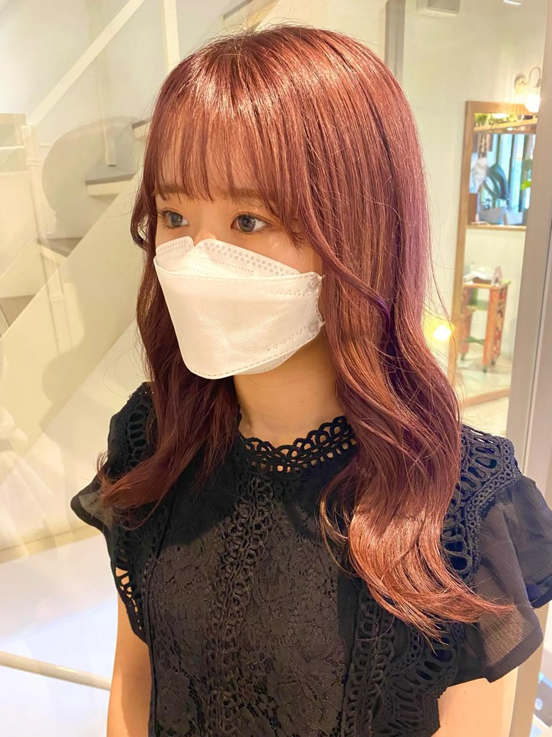 ミディアム カラー ブラウンカラー ピンクカラー ピンクブラウン ヨシンモリ salon MISAHIのエステ・リラクイメージ