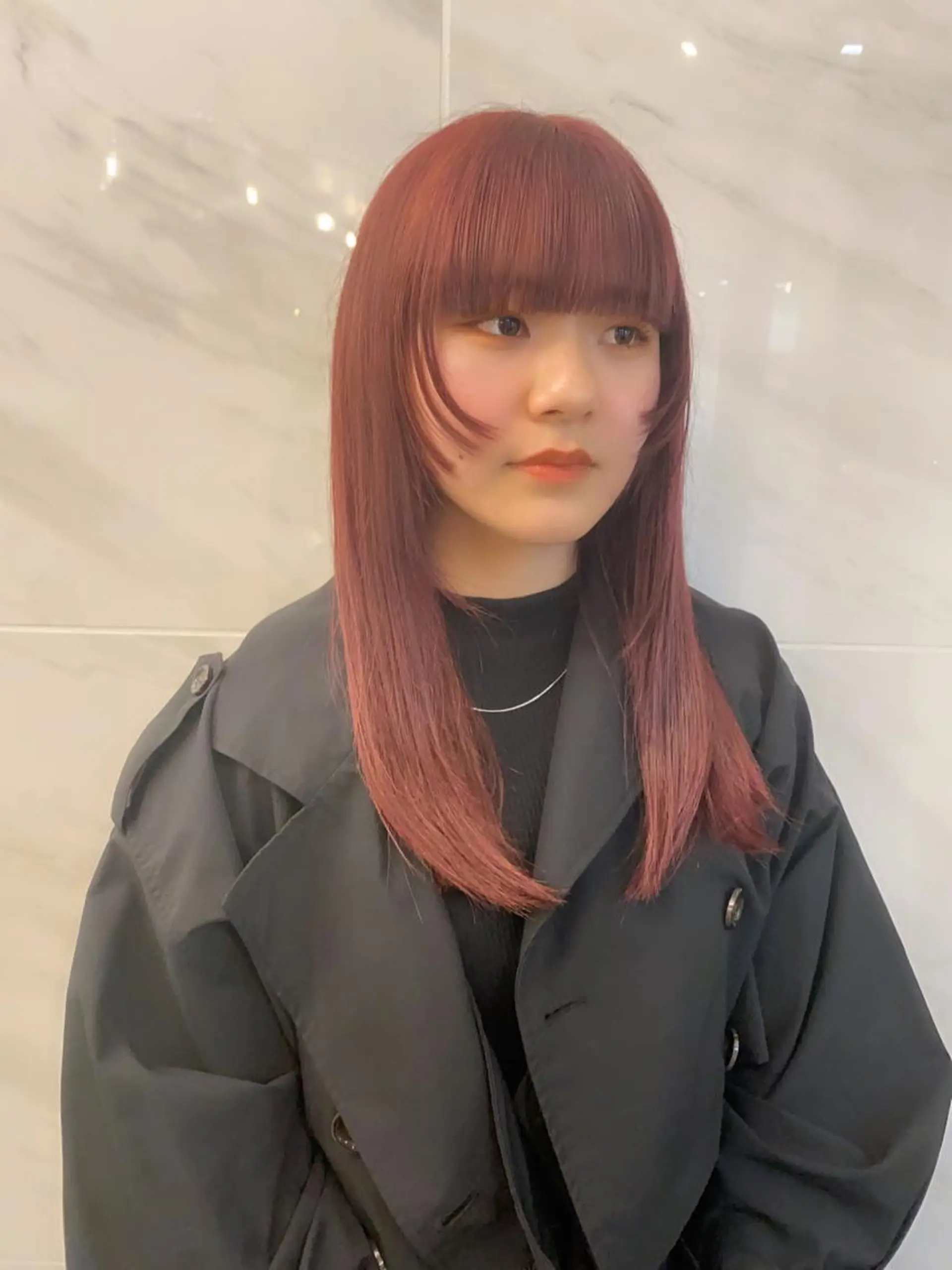 ロング ヘアカラー おおつき ありかのヘアスタイル