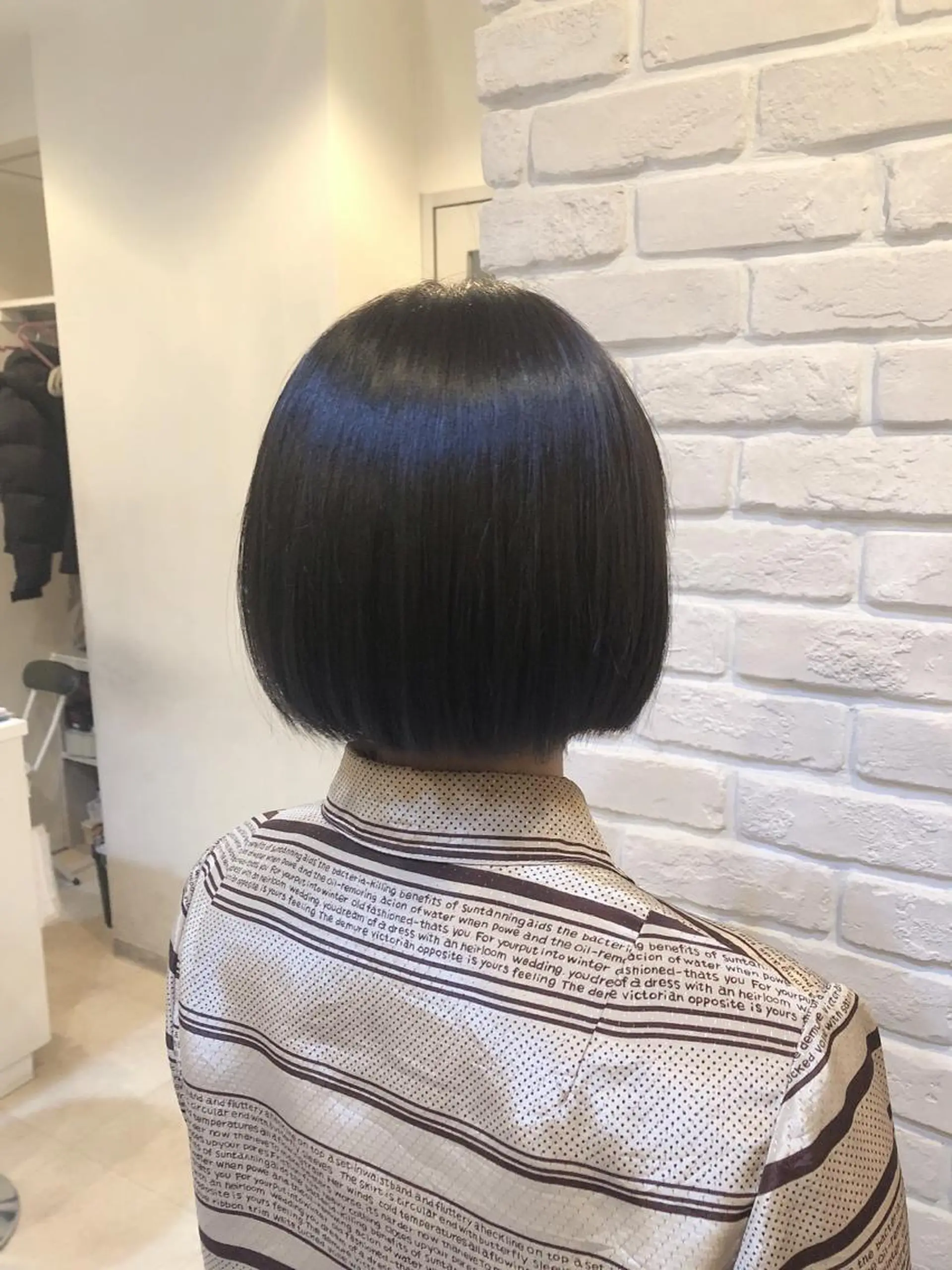 ショート カラー ワンレンボブ 黒髪 ブルーカラー ネイビーカラー ボブ ⚪️髪質改善 縮毛 店長 コウ⚪️のヘアスタイル