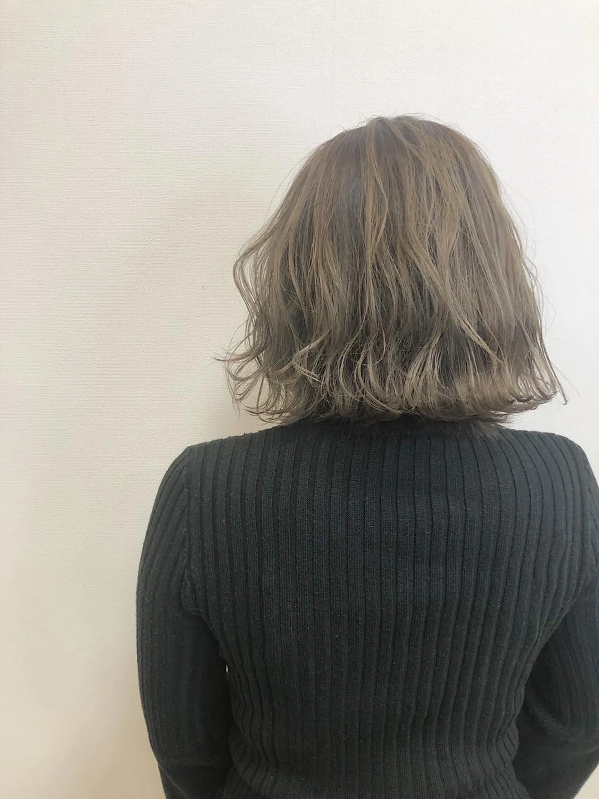 ショート レイヤー×縮毛矯正 深見 拓のヘアスタイル