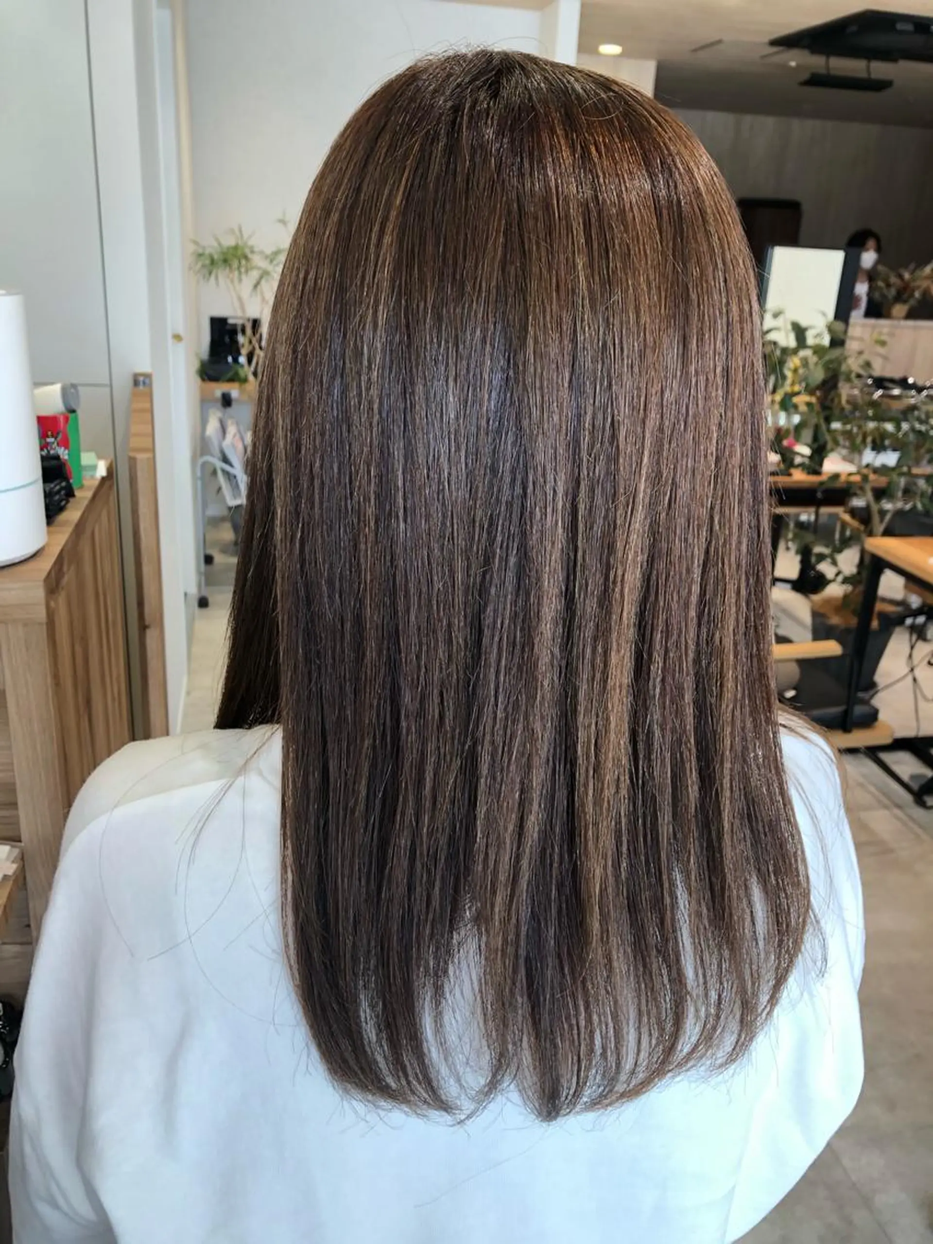 セミロング うる艶レイヤーカット hinakoのヘアスタイル