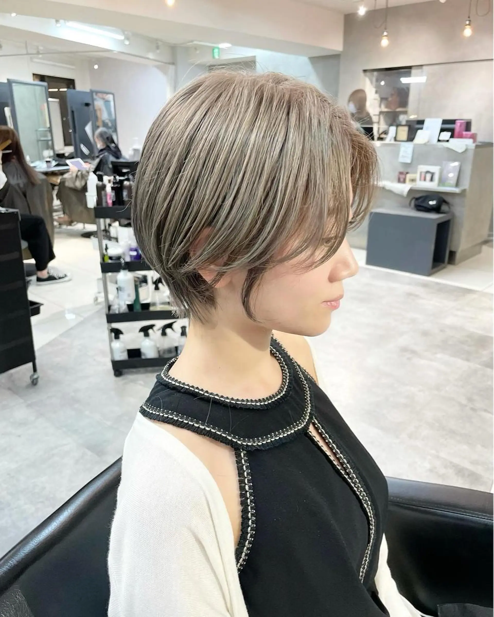 ミディアム 骨格診断で絶対可愛い ✨丸みショート✨凌弥のヘアスタイル