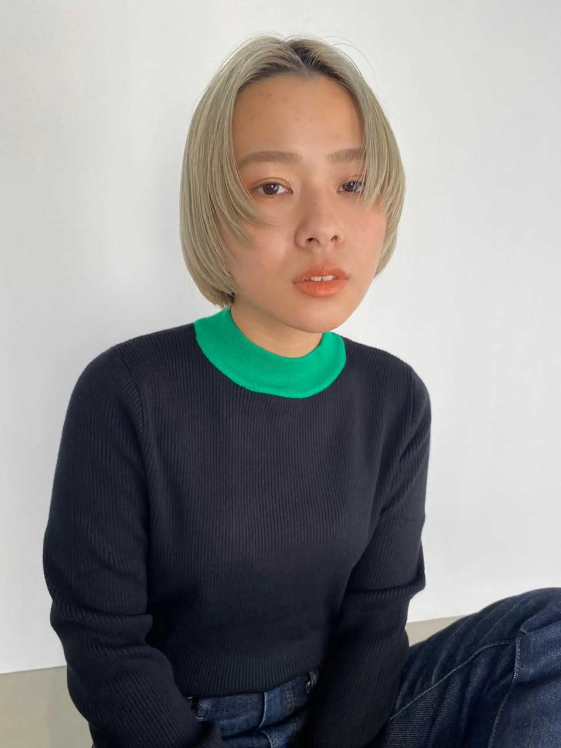 ミディアム カラー パーマ ショートボブ アディクシーカラー ブリーチ ブロンド ブルーカラー カット ヘアカラー トリートメント CEINE+ officialのヘアスタイル