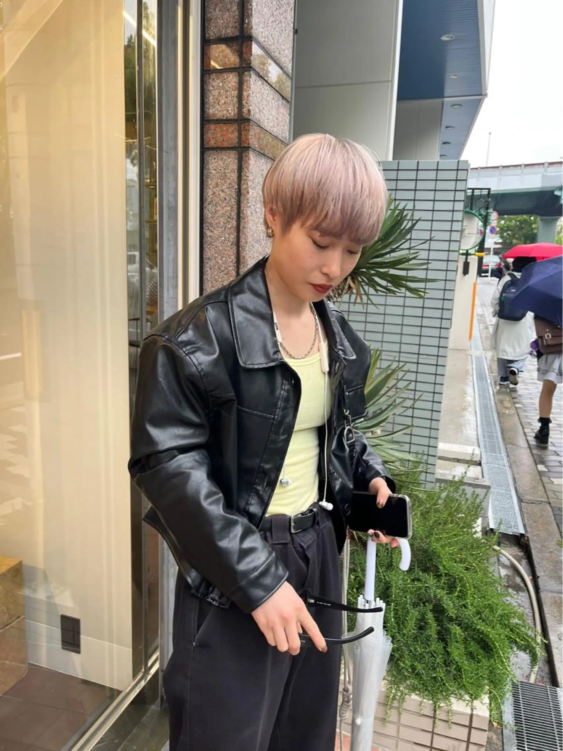 ショート カラー デザインカラー🥂 YUKAのヘアスタイル