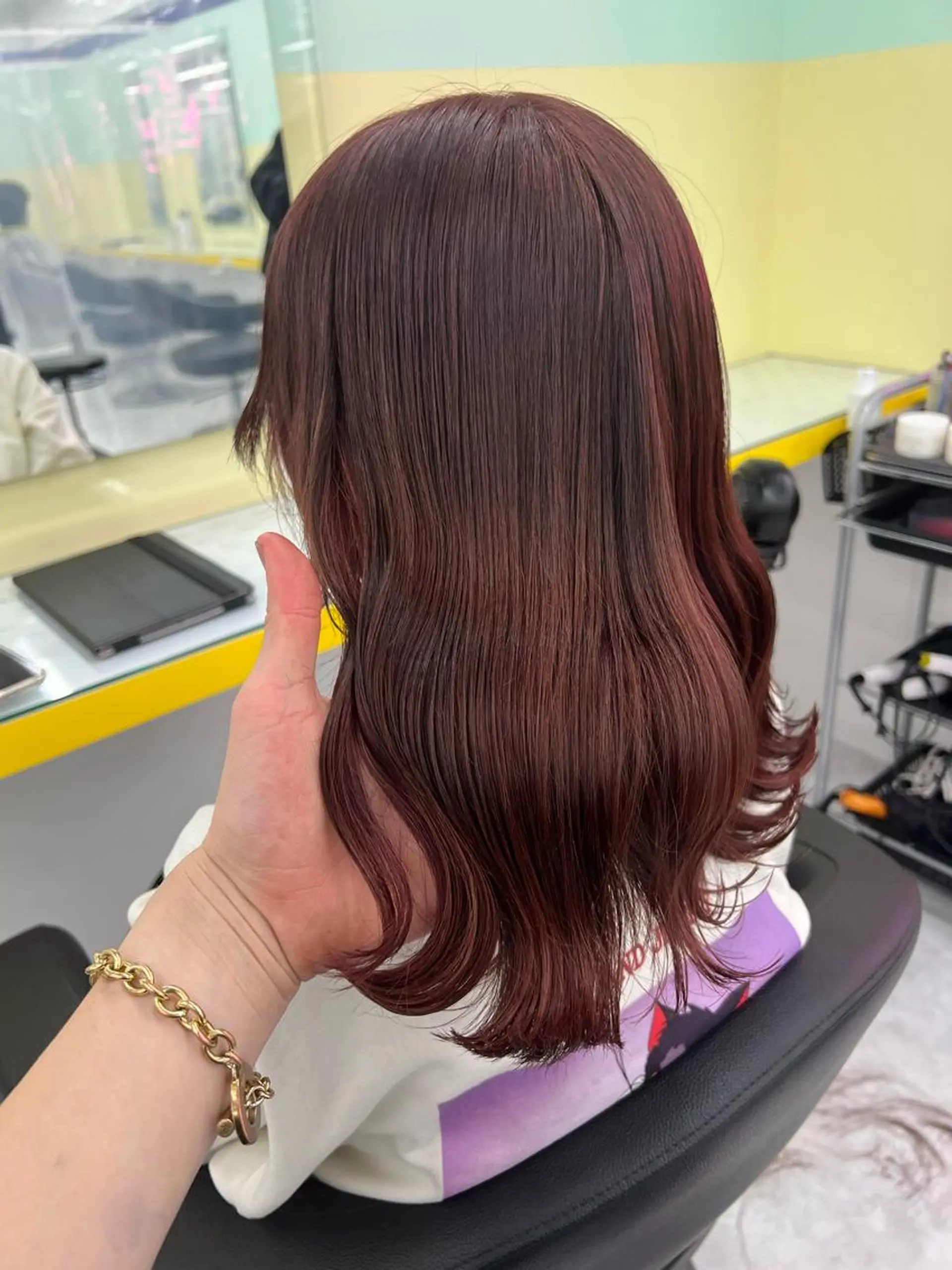 セミロング パーマ ヘアアレンジ メンズ マツエク・マツパ カット ヘアカラー トリートメント ヘッドスパ ヘアセット 韓国風ベージュ🤎 赤みなし🌿横浜🤎のヘアスタイル