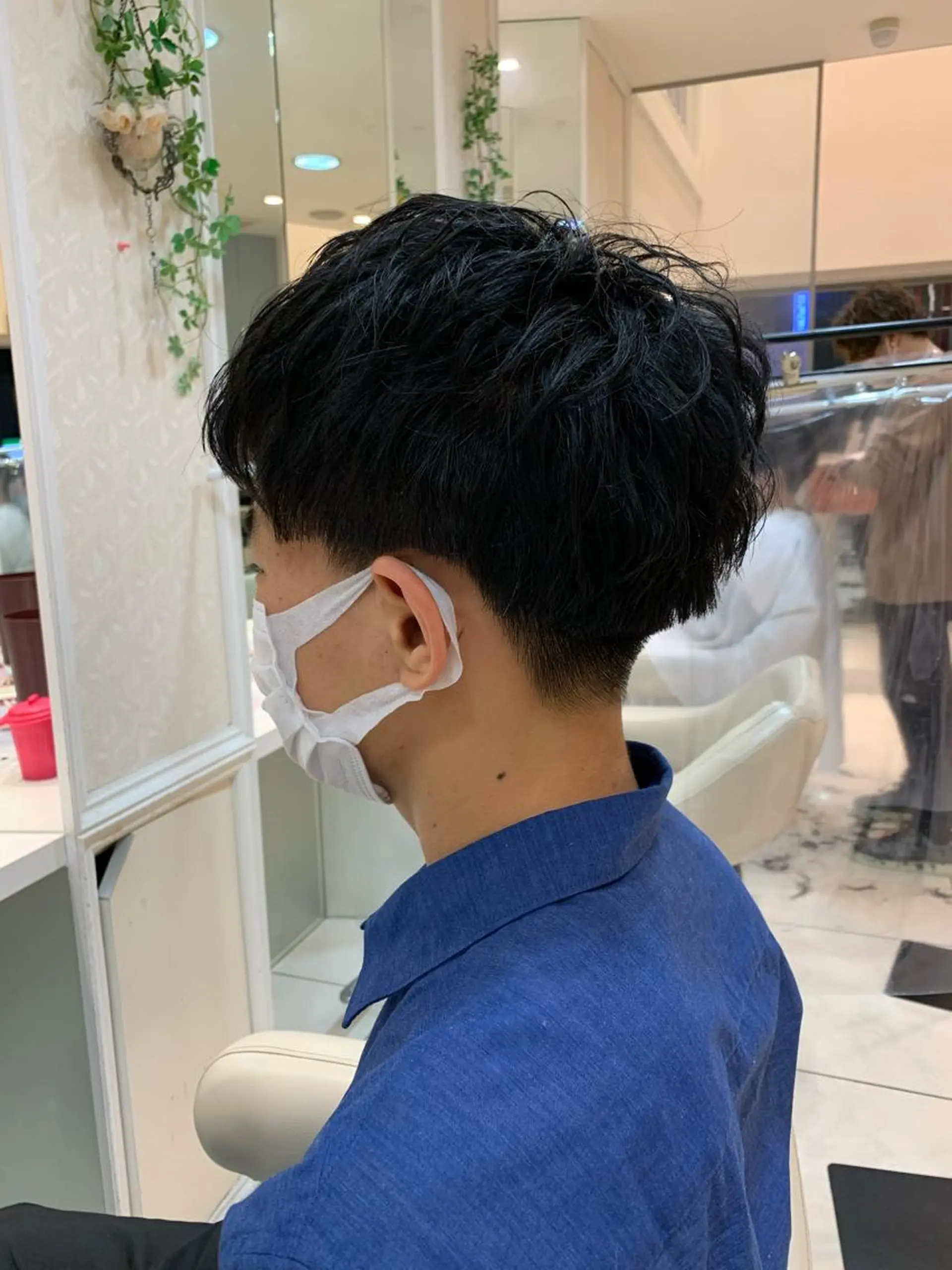 ショート メンズ 刈り上げ くびれヘア 毛流れが作れる 縮毛矯正/渡部純生のヘアスタイル