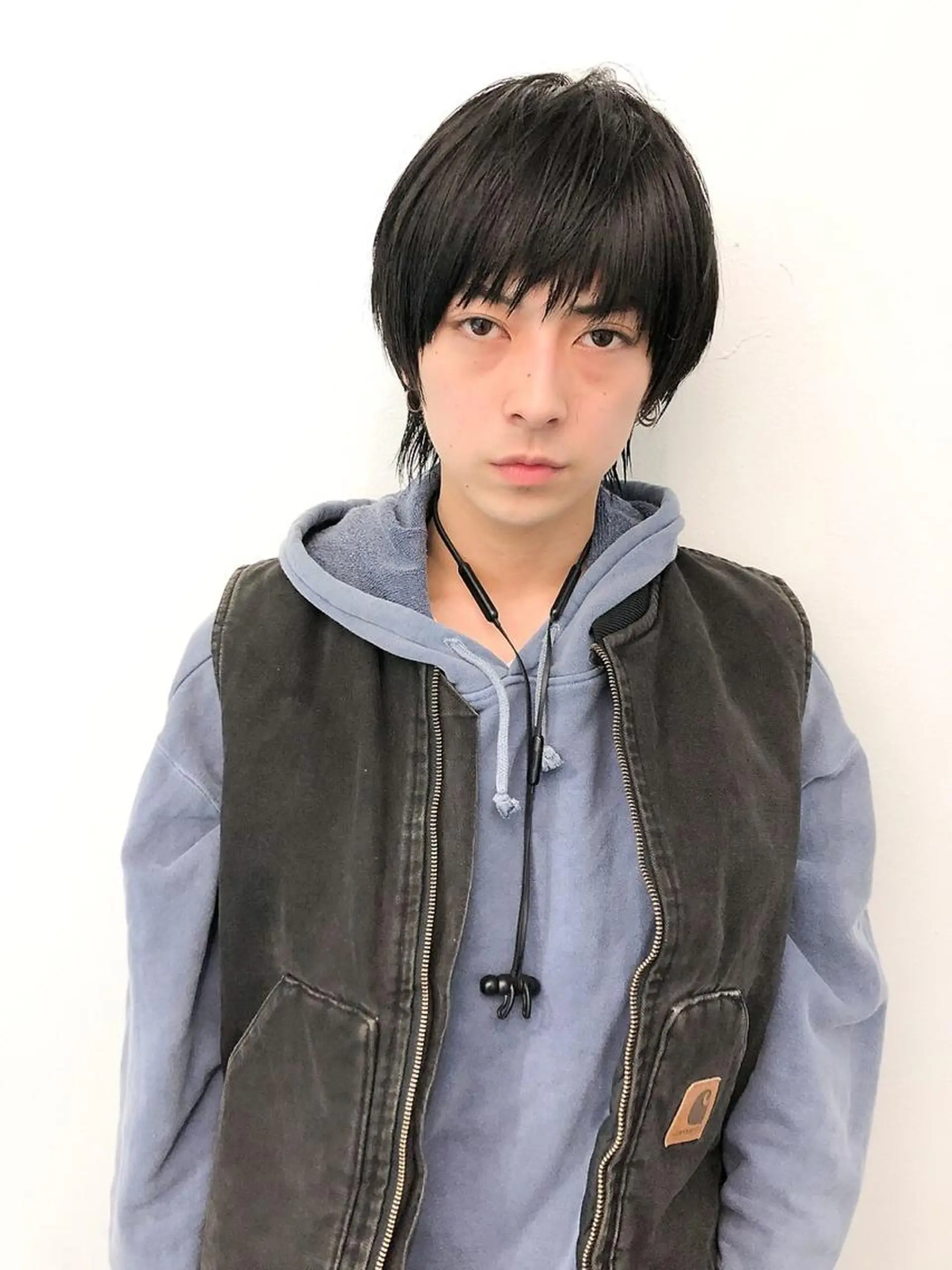 ショート カラー パーマ メンズ メンズバレイヤージュ メンズブリーチ センターパート フェードカット メンズハイライト スパイラルパーマ 🌐hina⭐️のヘアスタイル