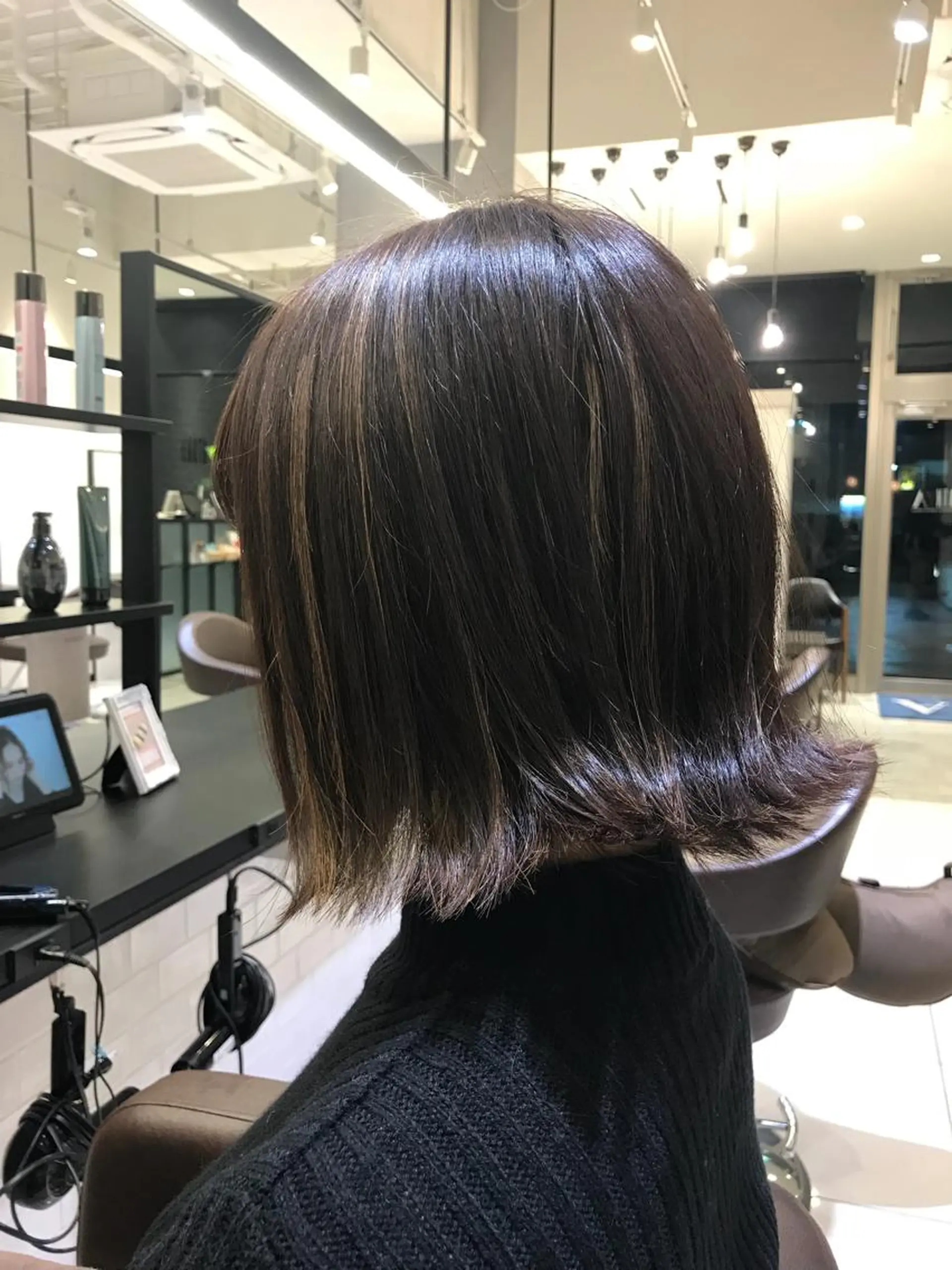 ショート カラー 切りっぱなしボブ アッシュ メッシュ ボブ Renatus店長 金子裕美のヘアスタイル