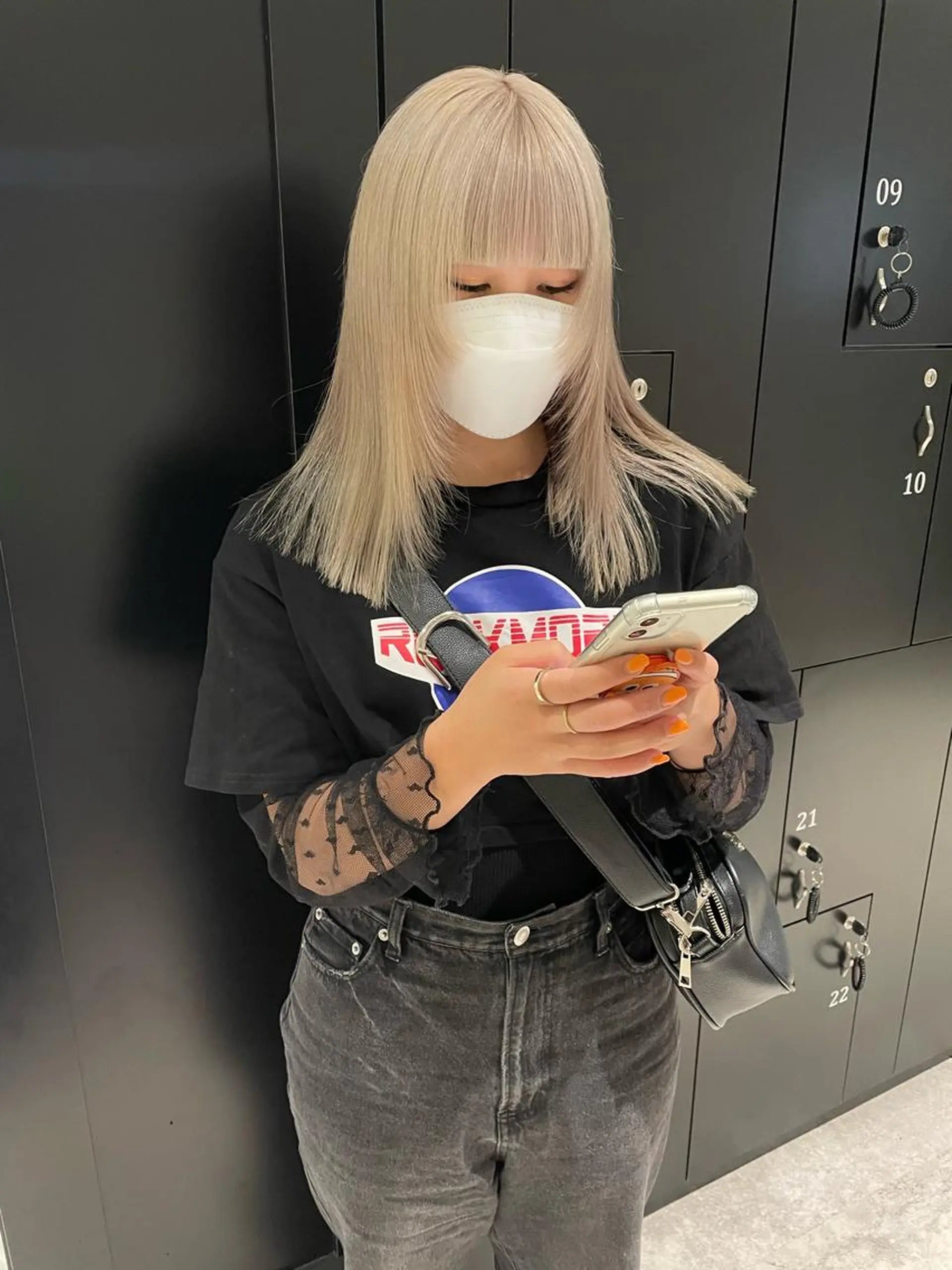 セミロング カラー カット ヘアカラー トリートメント yurika☁️ 似合わせ｜レイヤーのヘアスタイル