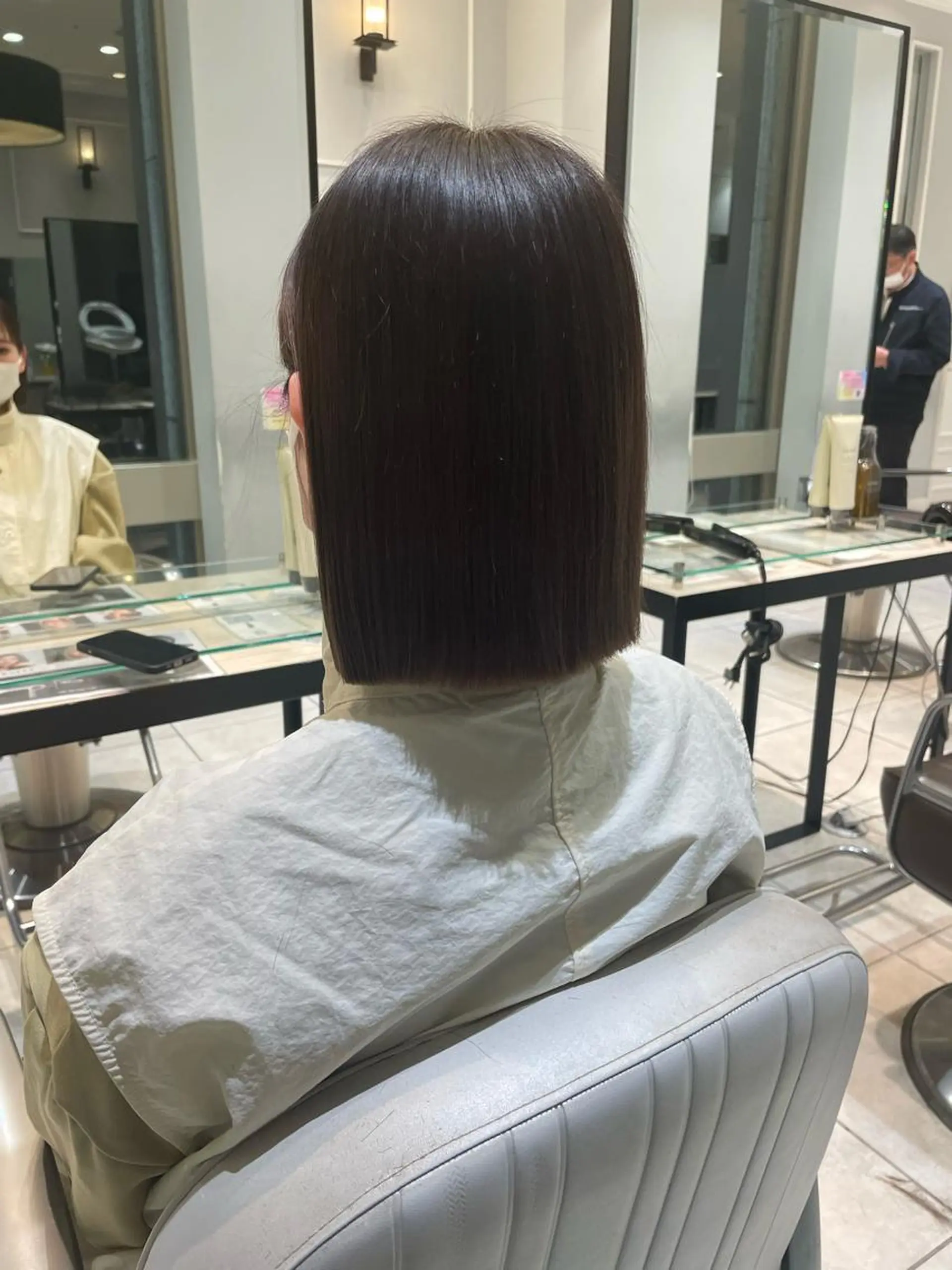 ショート 🩶赤み消しカラー 🐈‍⬛荻野美思🐾のヘアスタイル