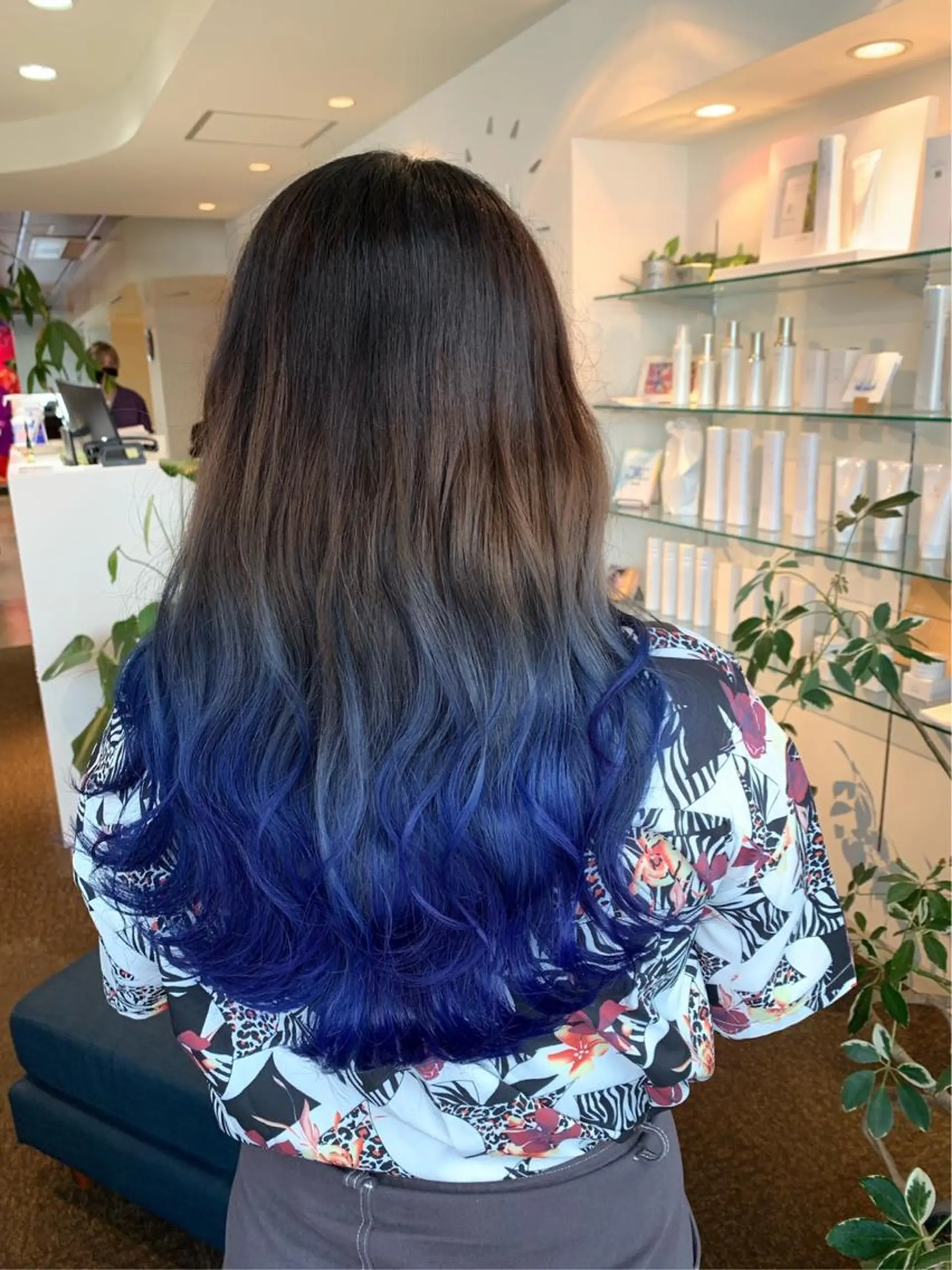 ロング ヘアカラー W_SALON ［触れたくなる艶髪］のヘアスタイル