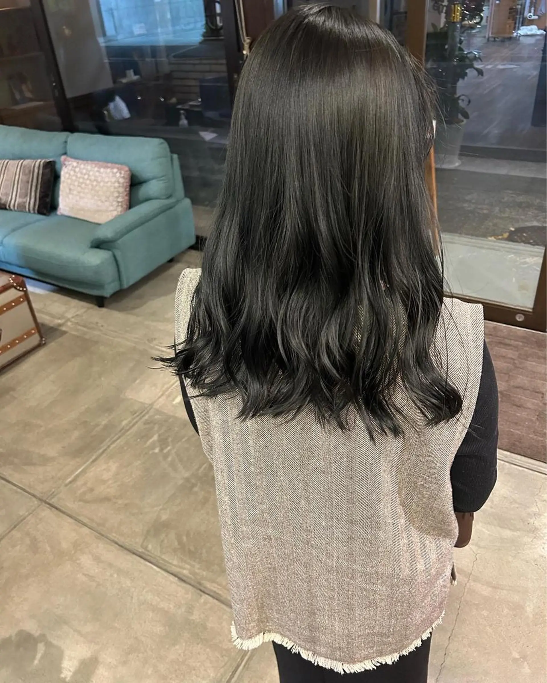 カラー AGREE Momokaのヘアスタイル