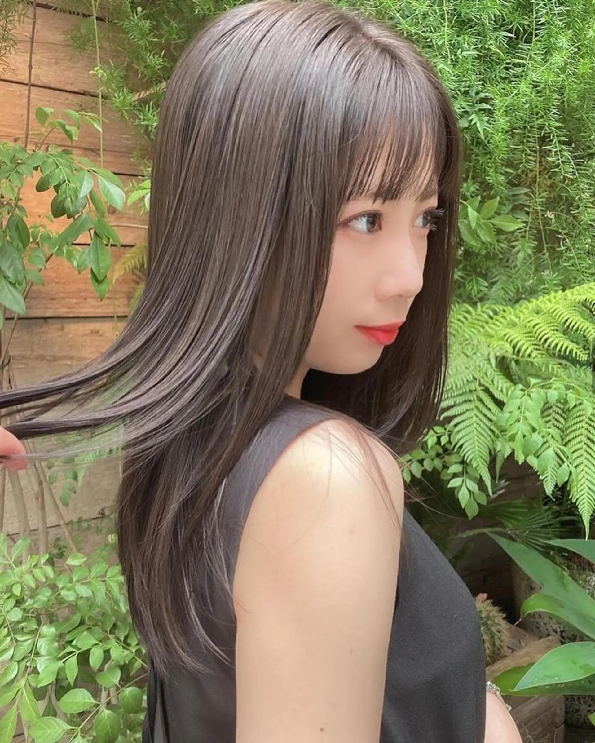 ミディアム カラー ヘアアレンジ ベージュカラー グレージュ ハイライトカラー ミルクティーベージュ くせ毛 韓国/髪質改善💘 櫻井かれんのヘアスタイル