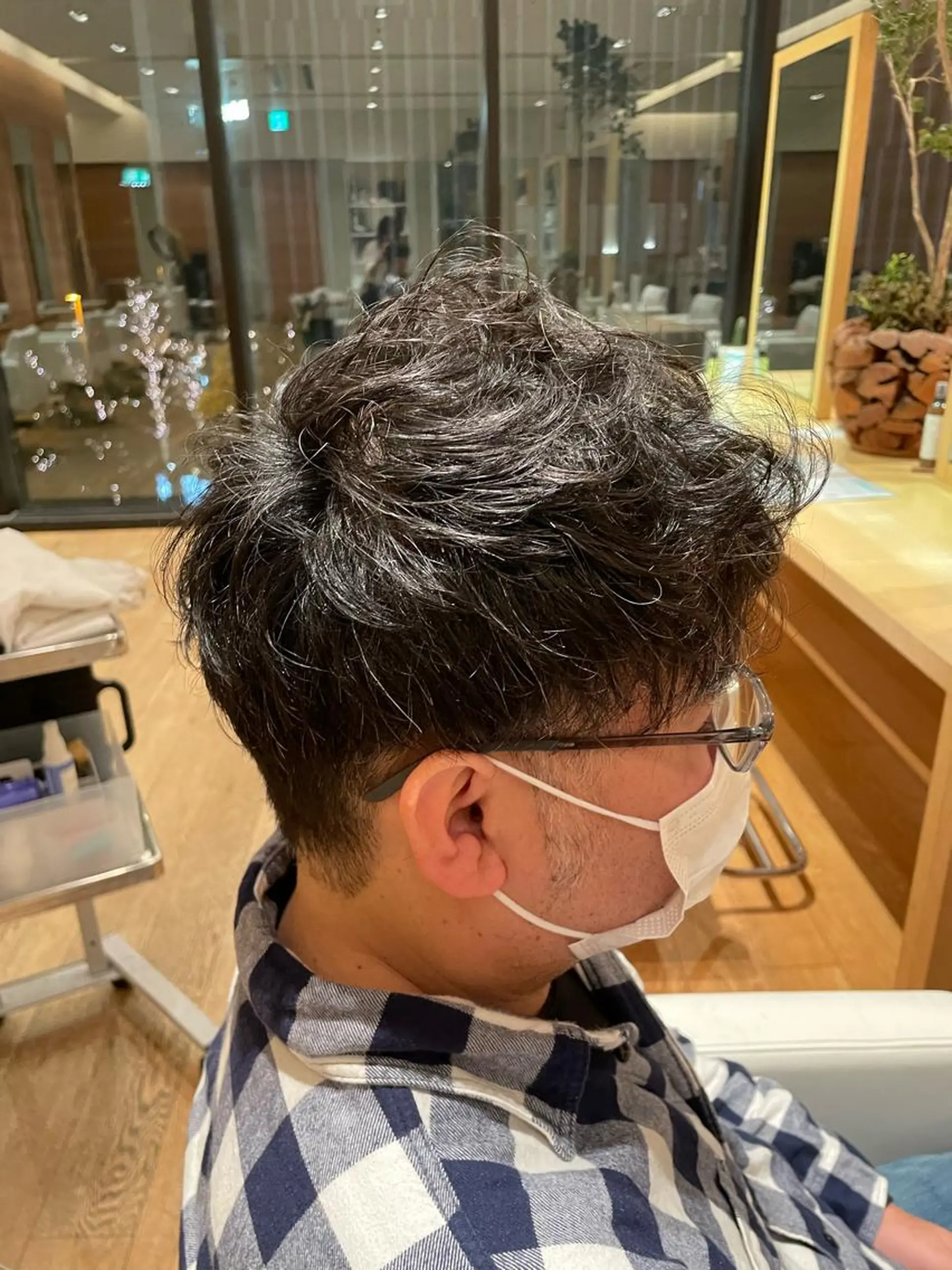 メンズ メンズパーマ ホワイトハウス芦屋店所属・瀧本 さやかのマツエク・マツパデザイン