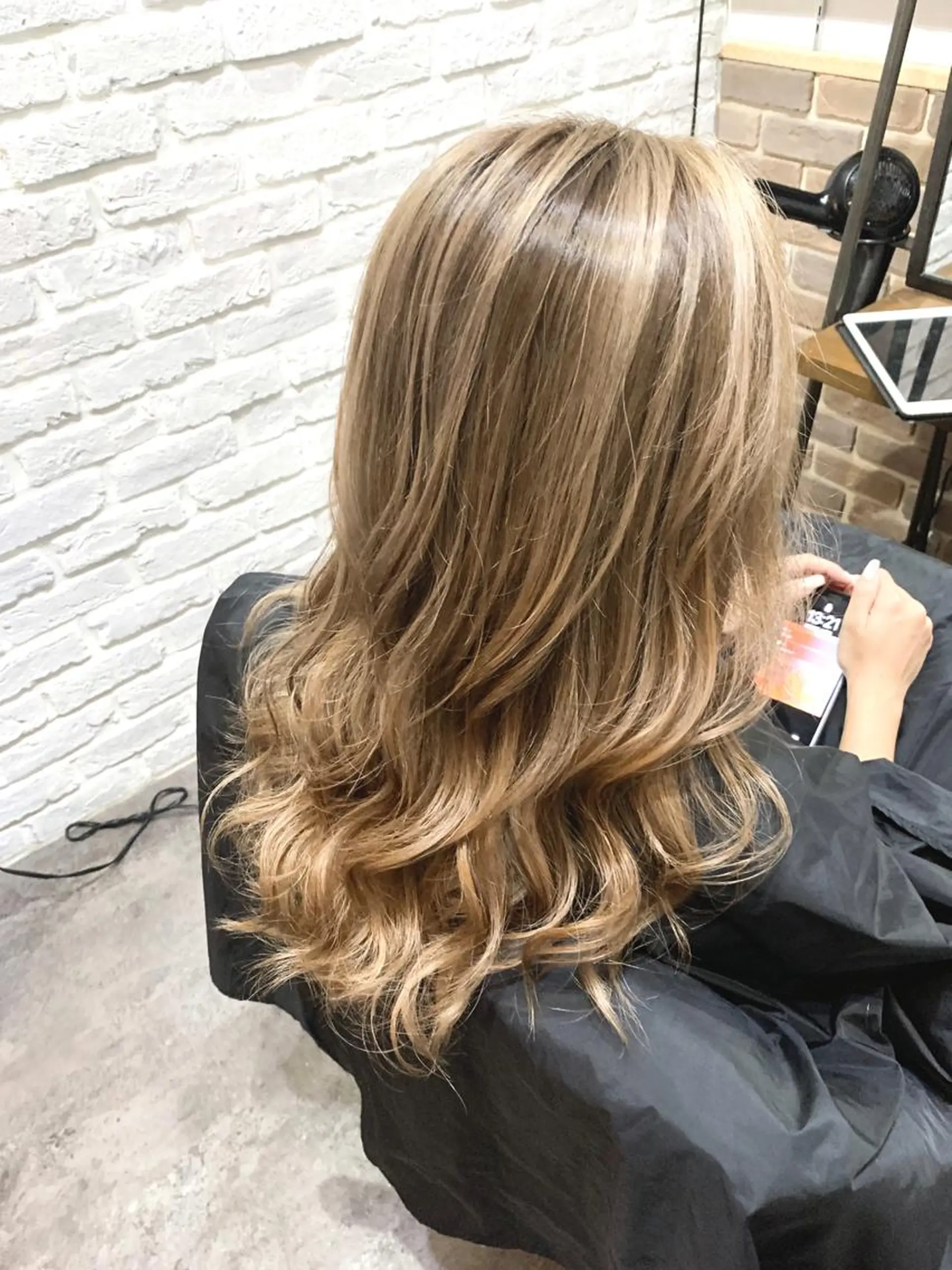 ロング ヘアカラー トリートメント 🌿本厚木代表 HIROKI🌿のヘアスタイル