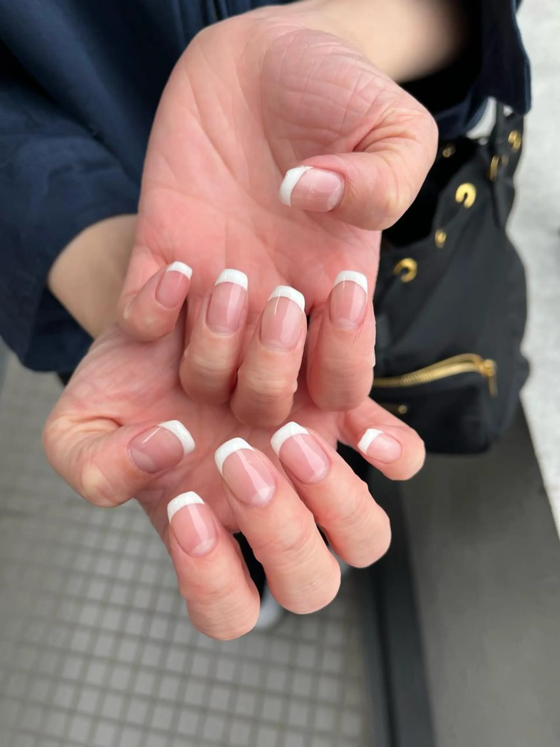 ネイル ホワイト ハンドネイル 🤎Two ERI🤎のネイルデザイン