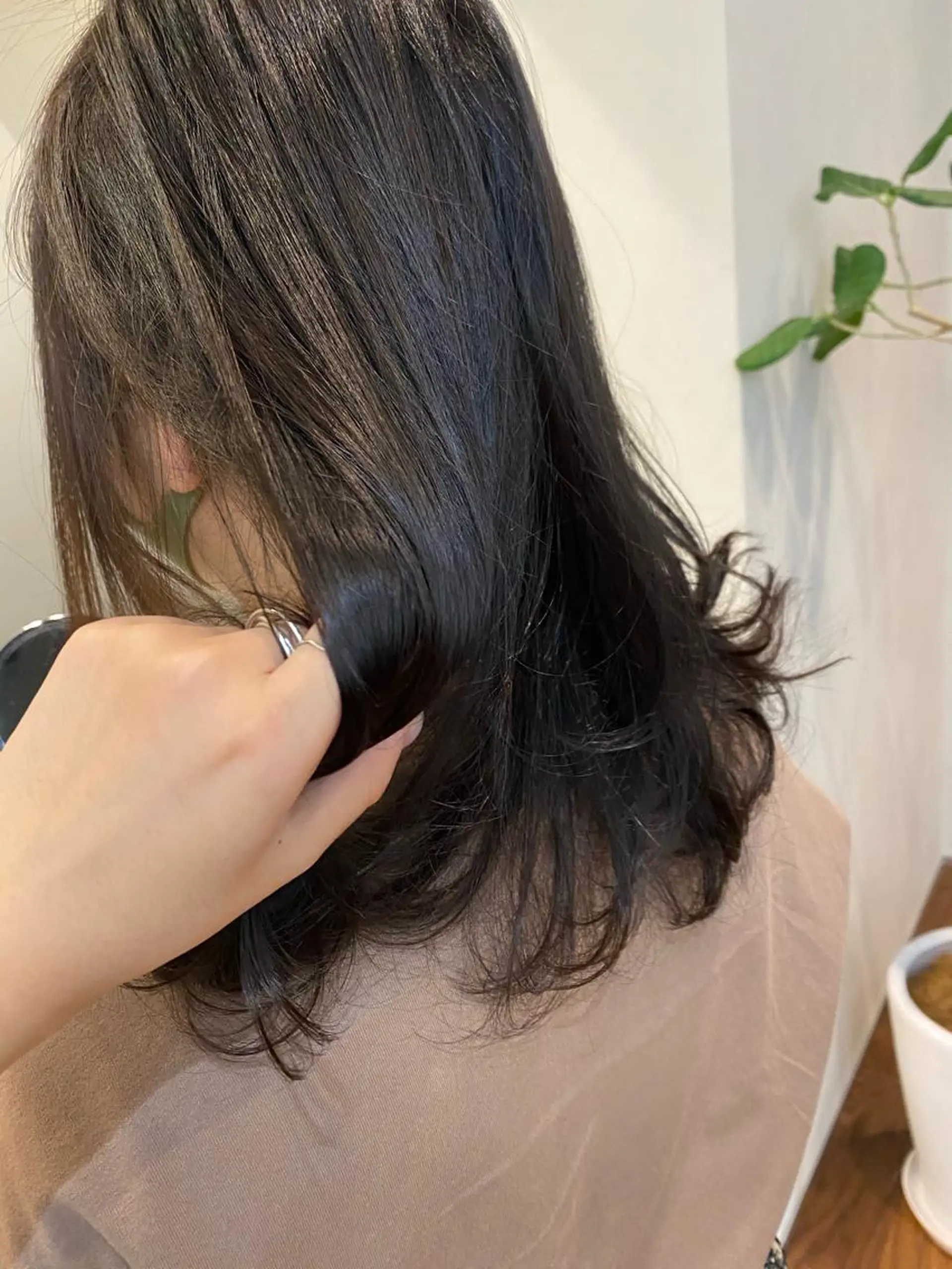 ミディアム カラー パーマ 垢抜けのプロ🪄 honoのヘアスタイル