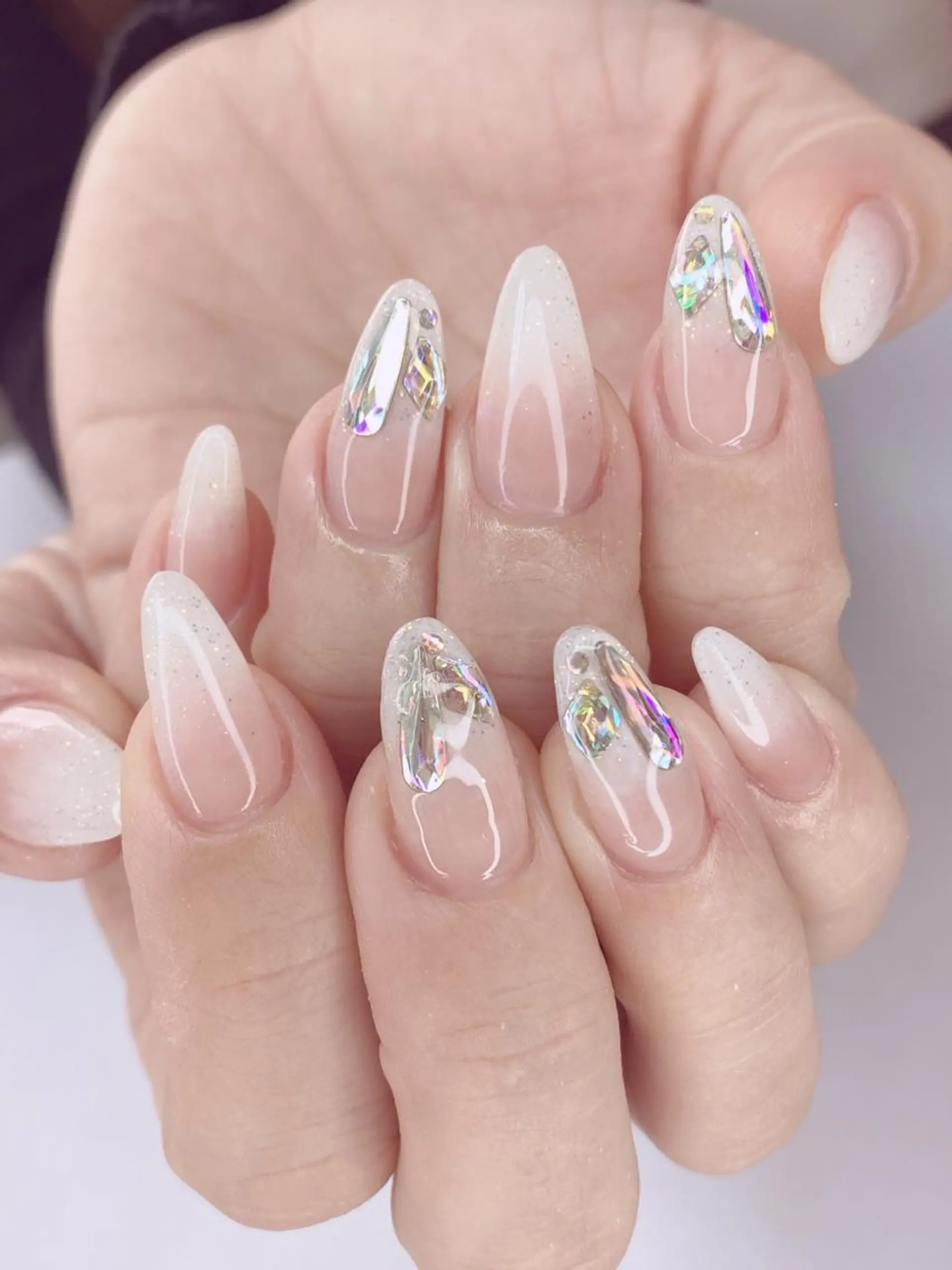 ネイル アニマル柄 アートネイル フレンチネイル グラデーション キラキラネイル Ｎail Ｓalon ertiのネイルデザイン