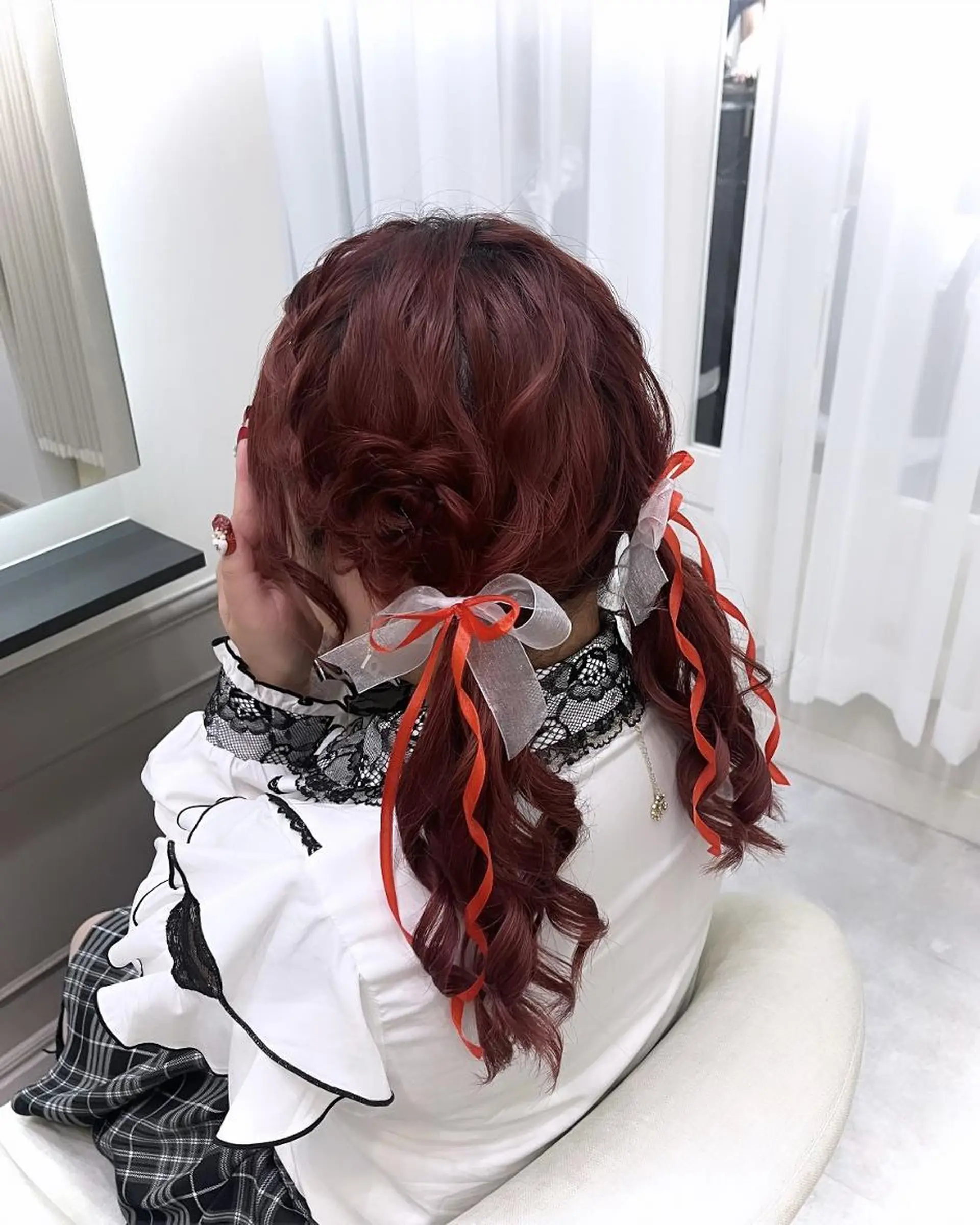 セミロング ヘアアレンジ 編みこみ ツインテール ヘアセット lien ヘアサロンリアンのヘアスタイル