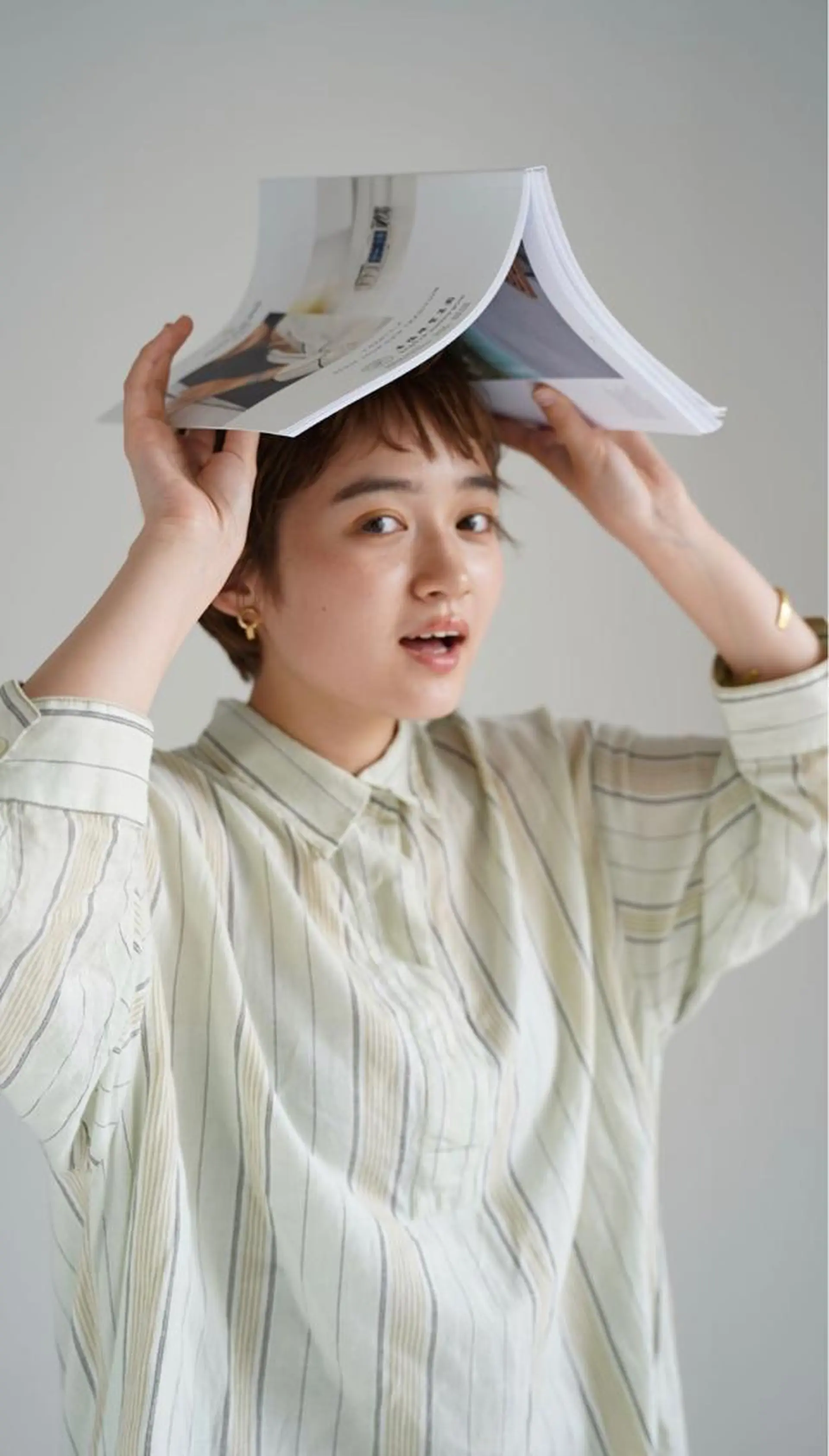 ショート カラー THE DAY所属・AKI HASHIMOTOのヘアスタイル