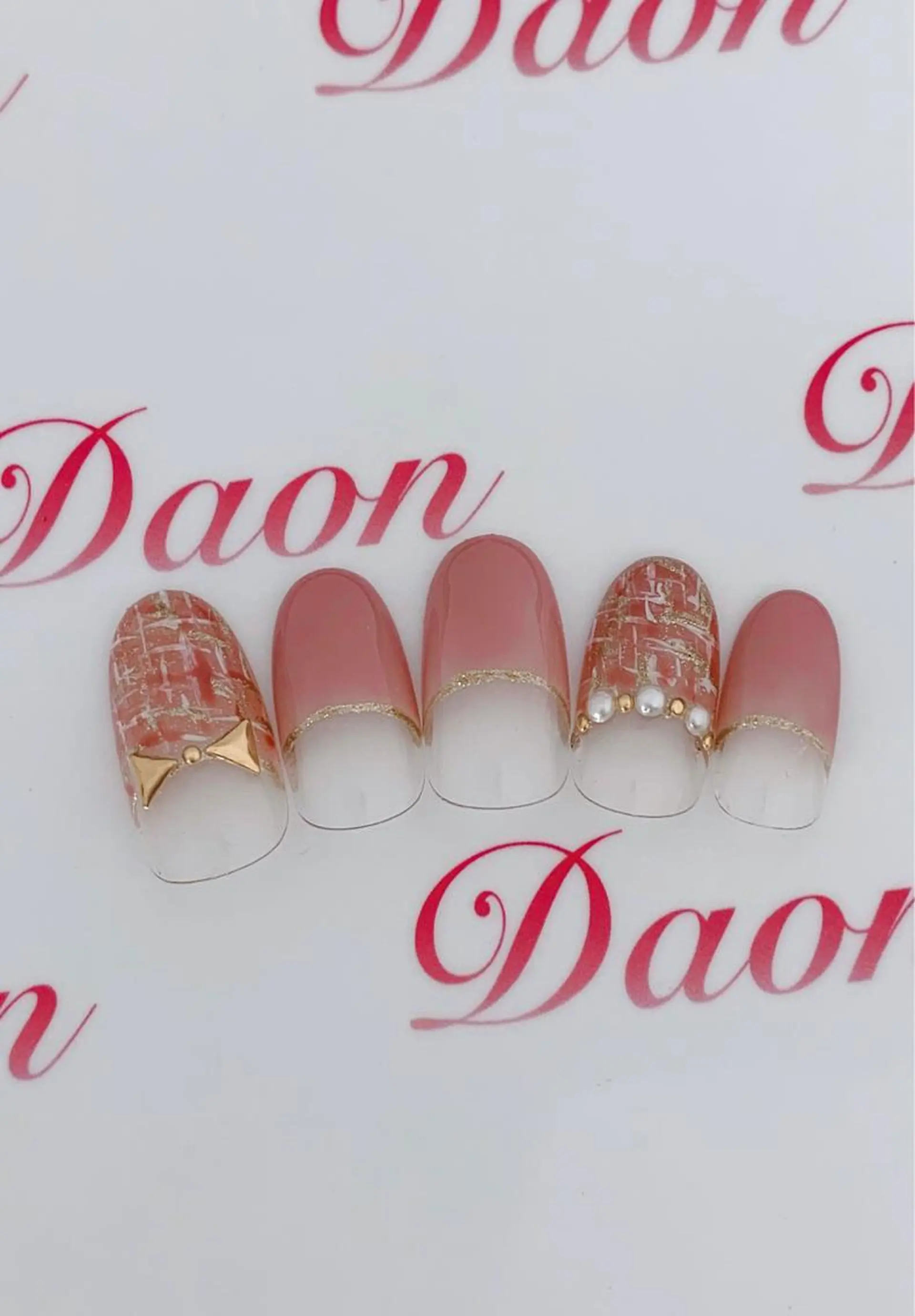 ネイル ダオン所属 yoshikoのネイルデザイン