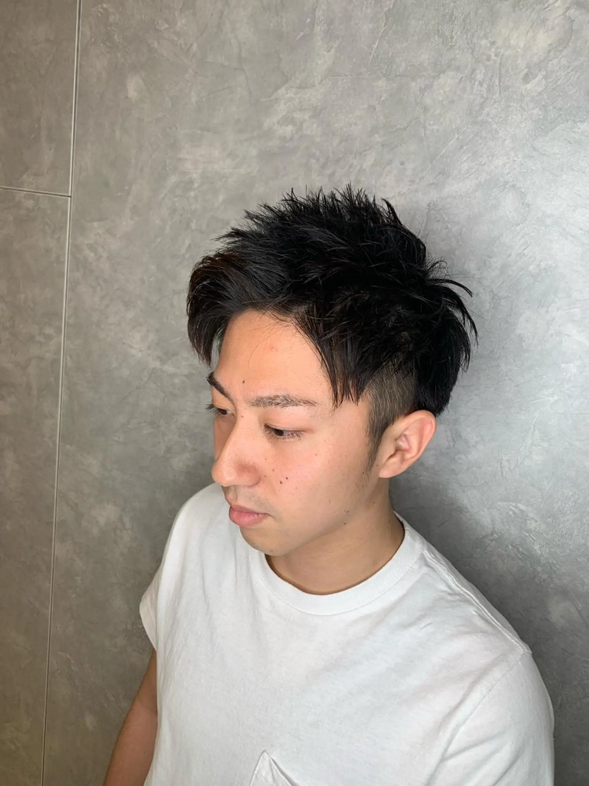 メンズ 吹田 駿 髪質改善縮毛矯正のヘアスタイル