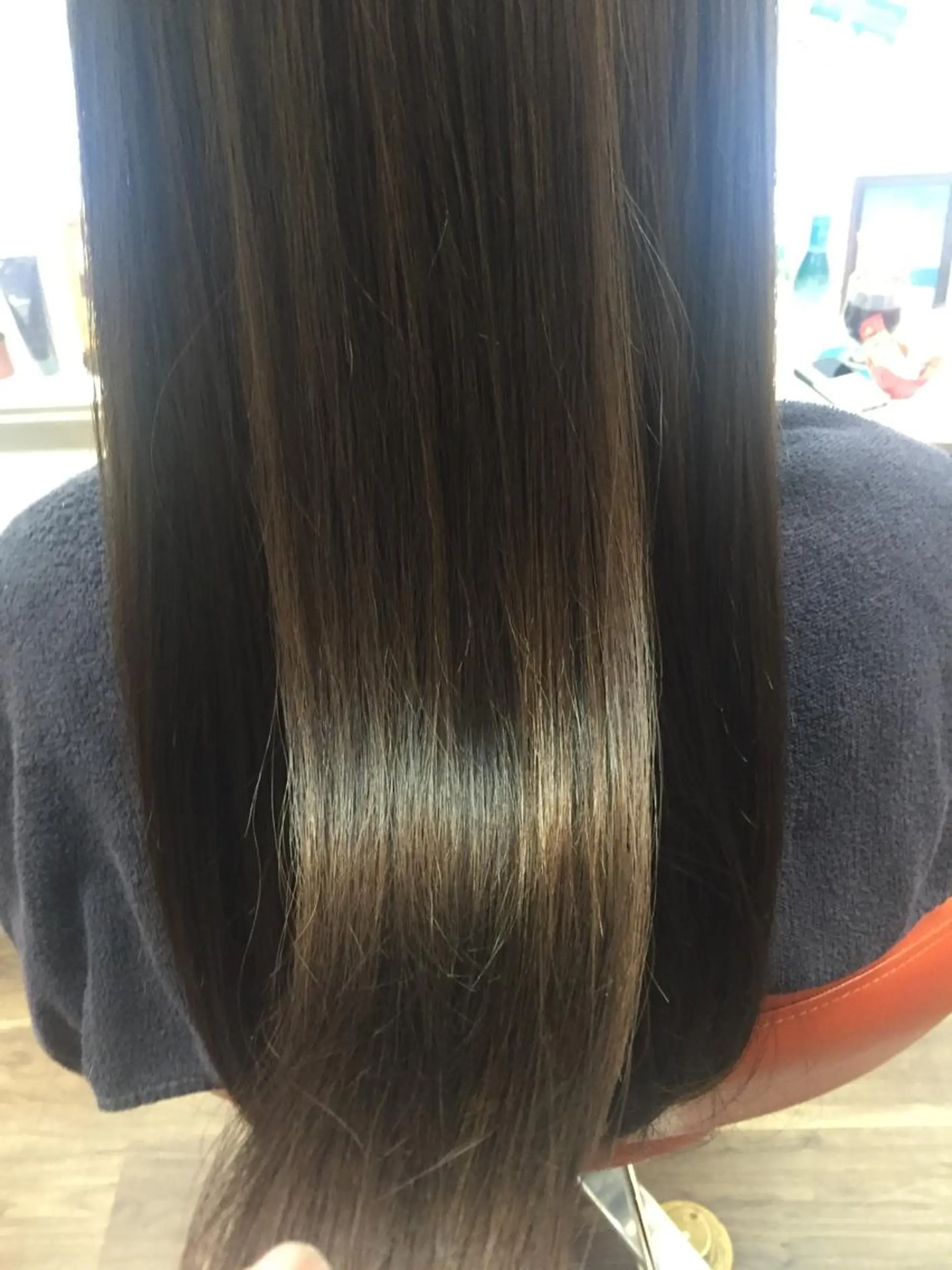 ロング カラー パーマ、髪質改善 川崎祐介のヘアスタイル