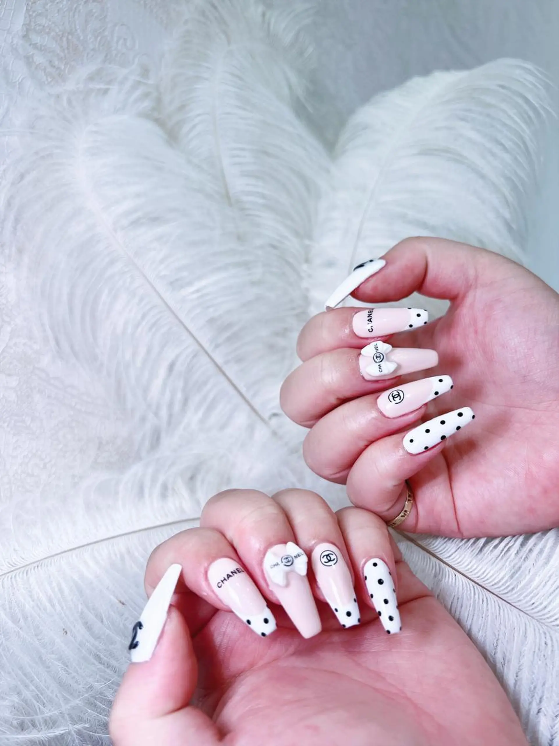 ネイル Ubuntu🎀 ネイルサロン✨のネイルデザイン