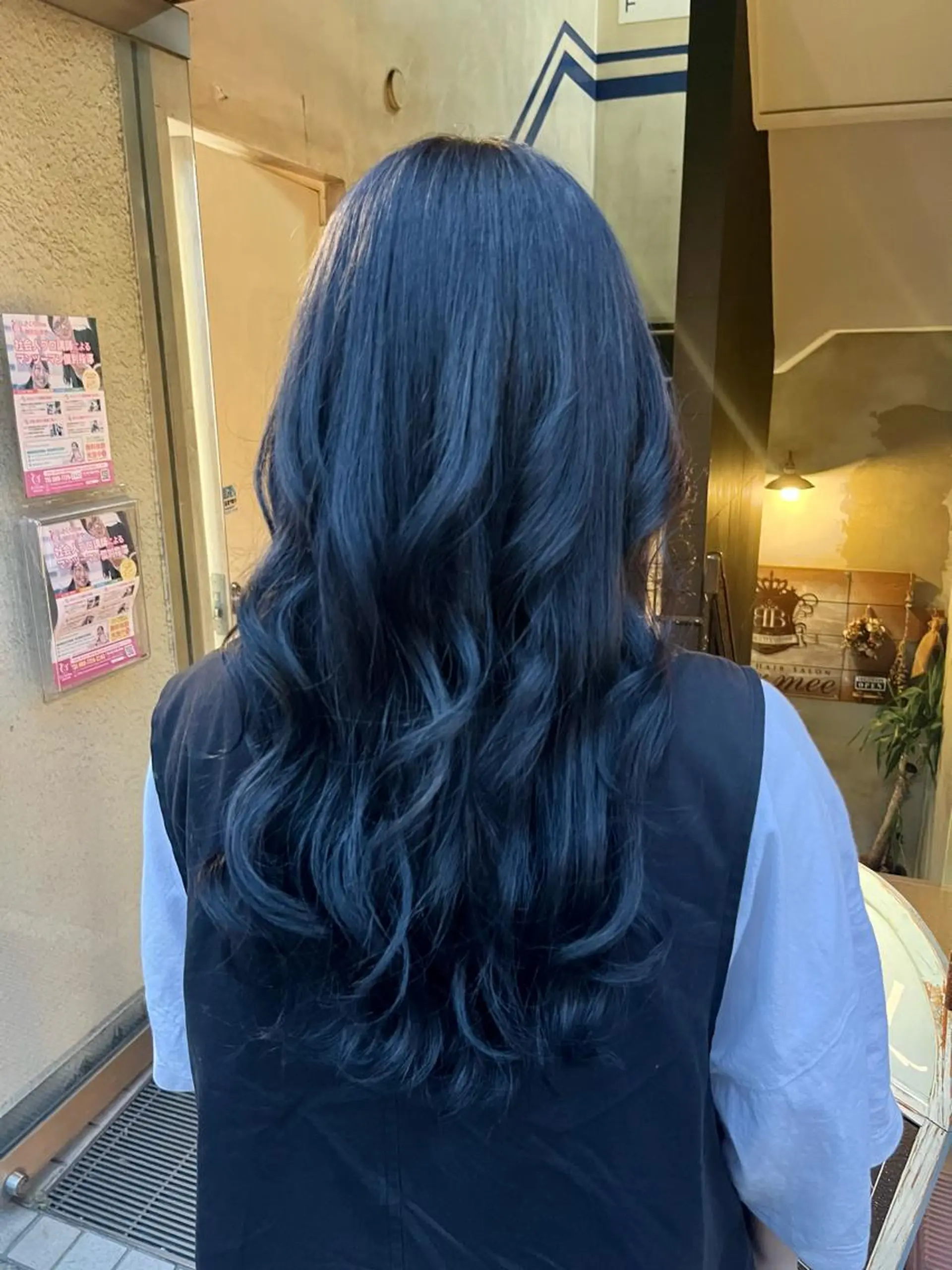 ロング カラー 艶髪/ハイトーン/ ヘアセット/モエノのヘアスタイル