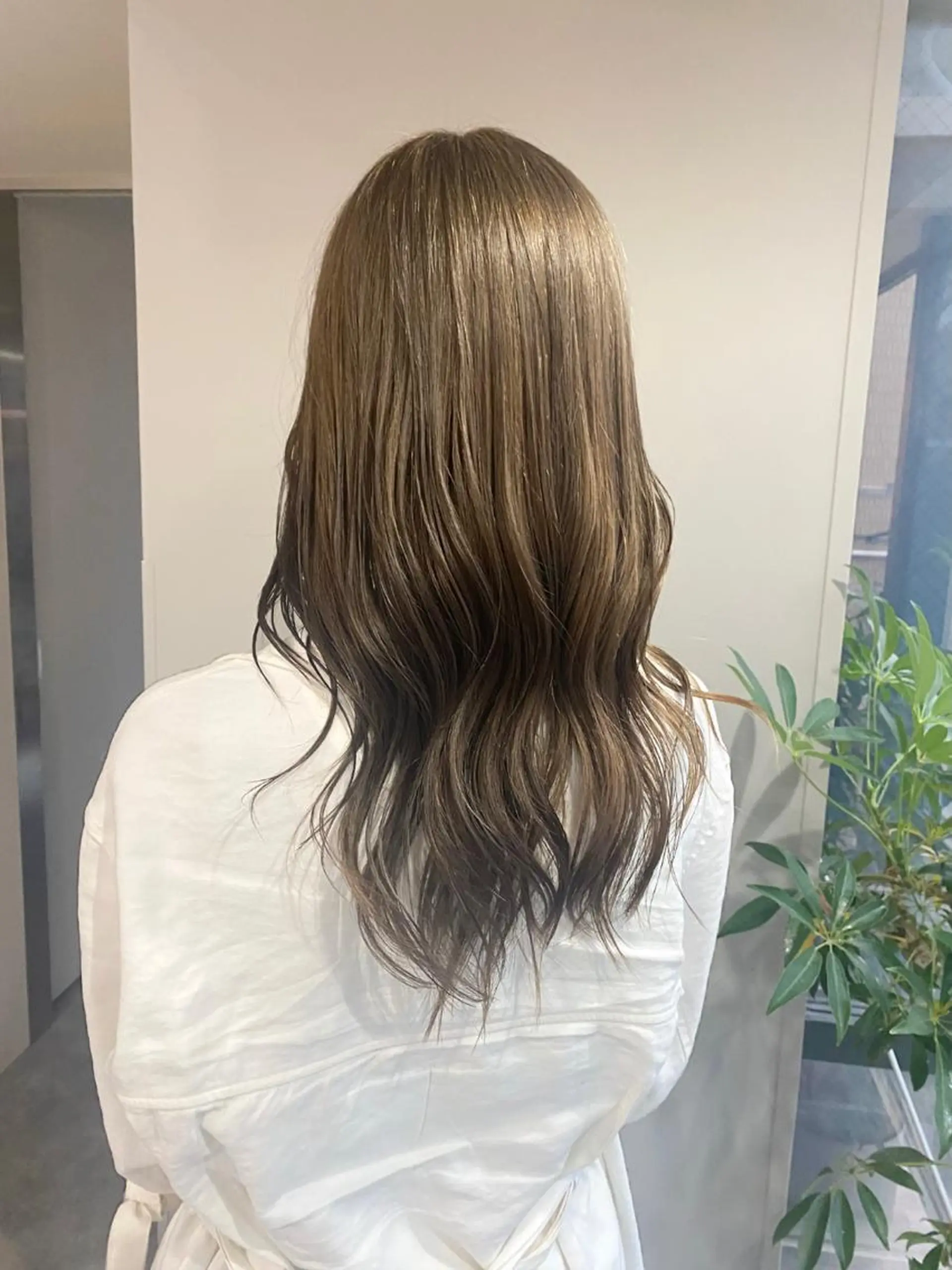 セミロング カラー ヘアアレンジ ブリーチ ヘアカラー ボブ /ニュアンス/ satomi🧸💖のヘアスタイル