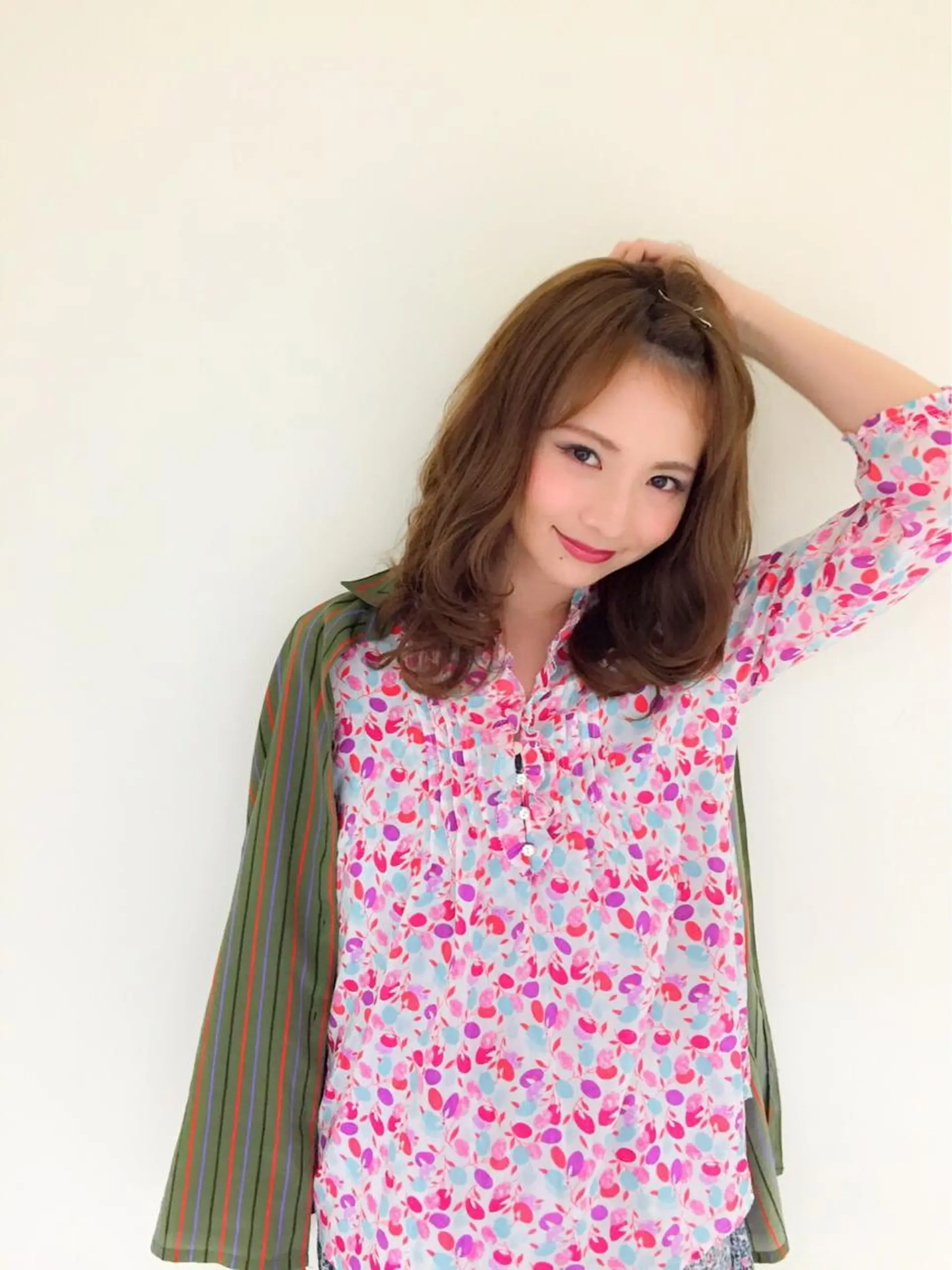 セミロング ricca♪ 反町のヘアスタイル