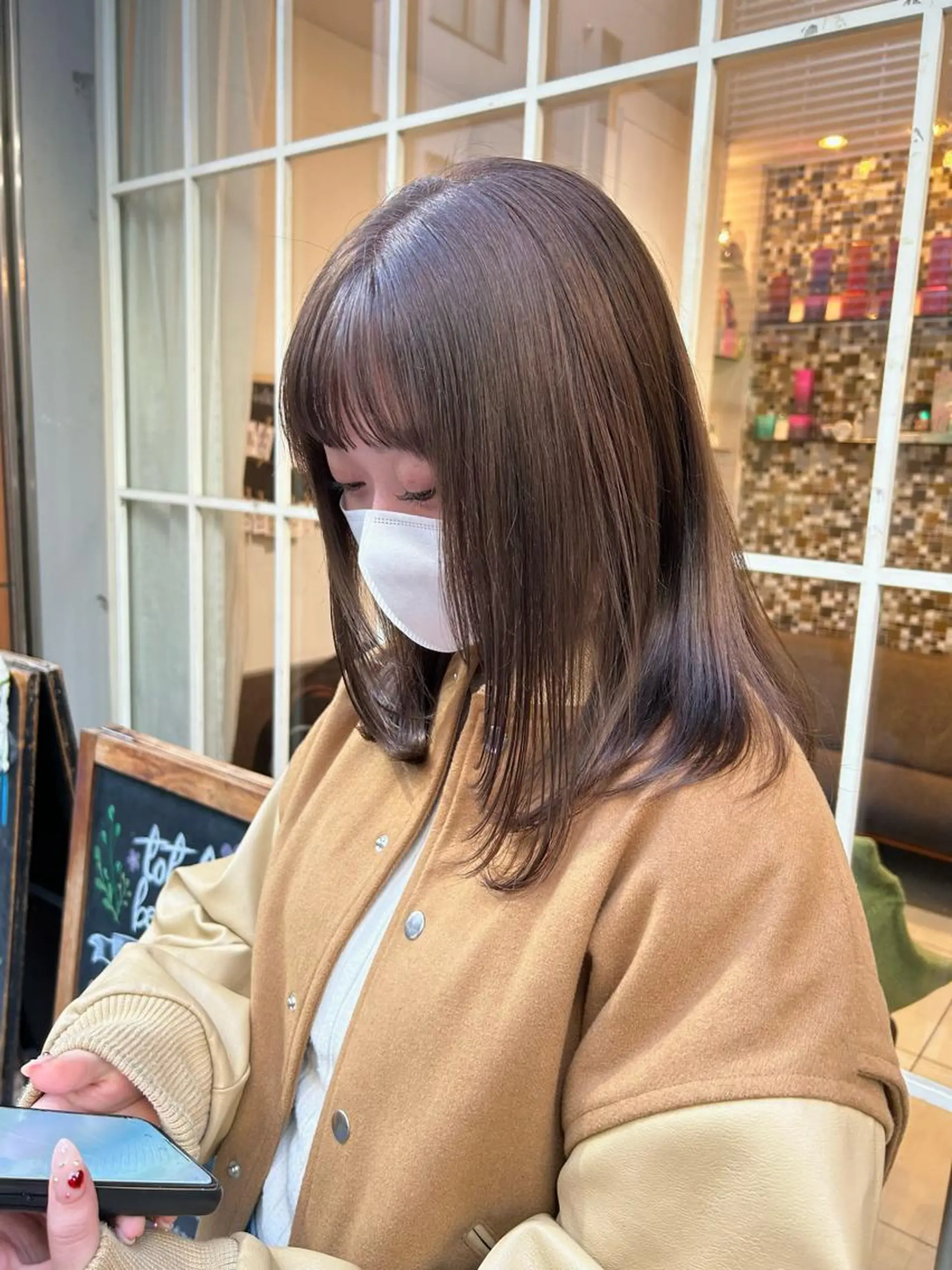 カラー moeka 表参道のヘアスタイル