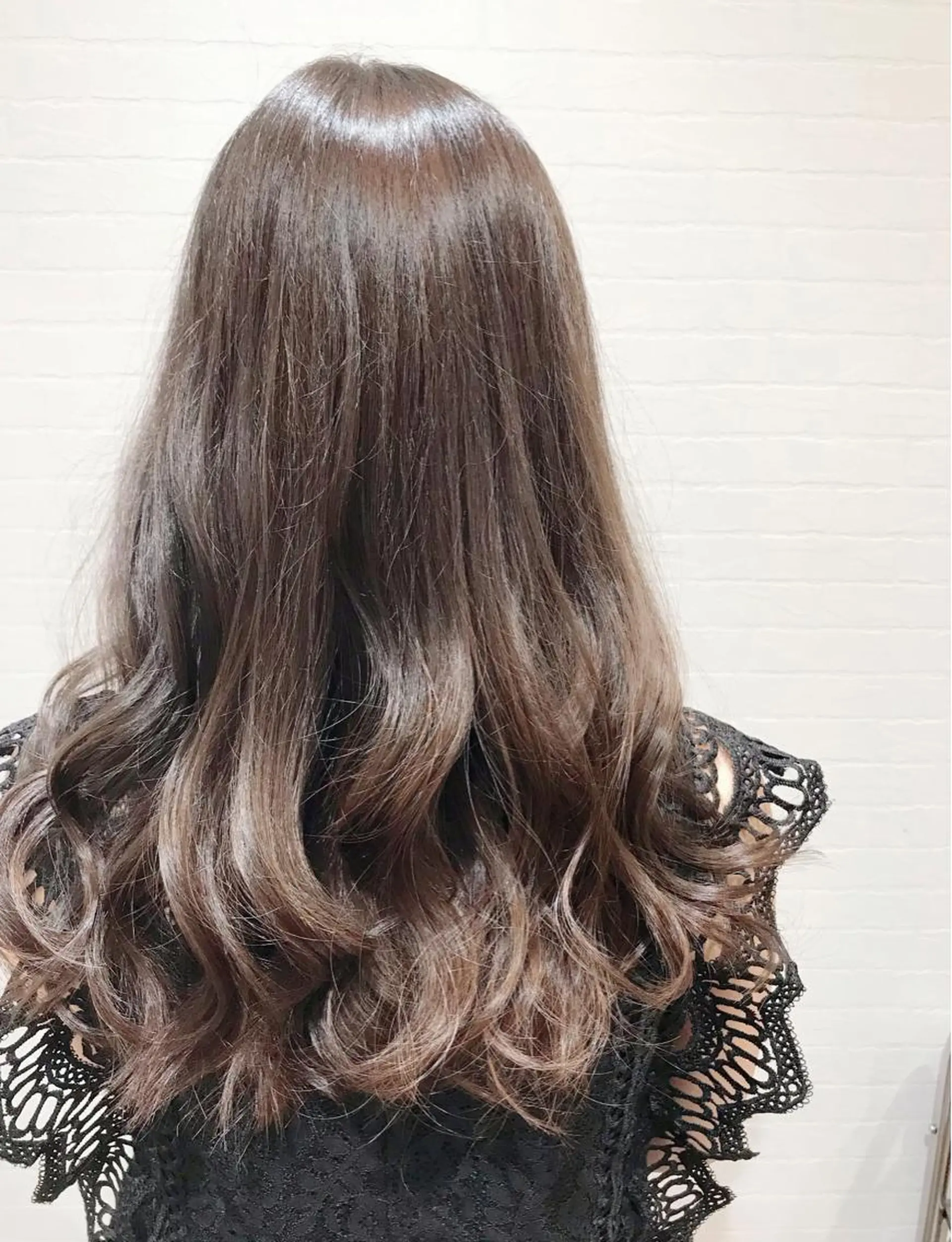 セミロング カラー イエローカラー GRANLUSSO 〜グランルッソ駅前店所属・木口 嘉美のヘアスタイル