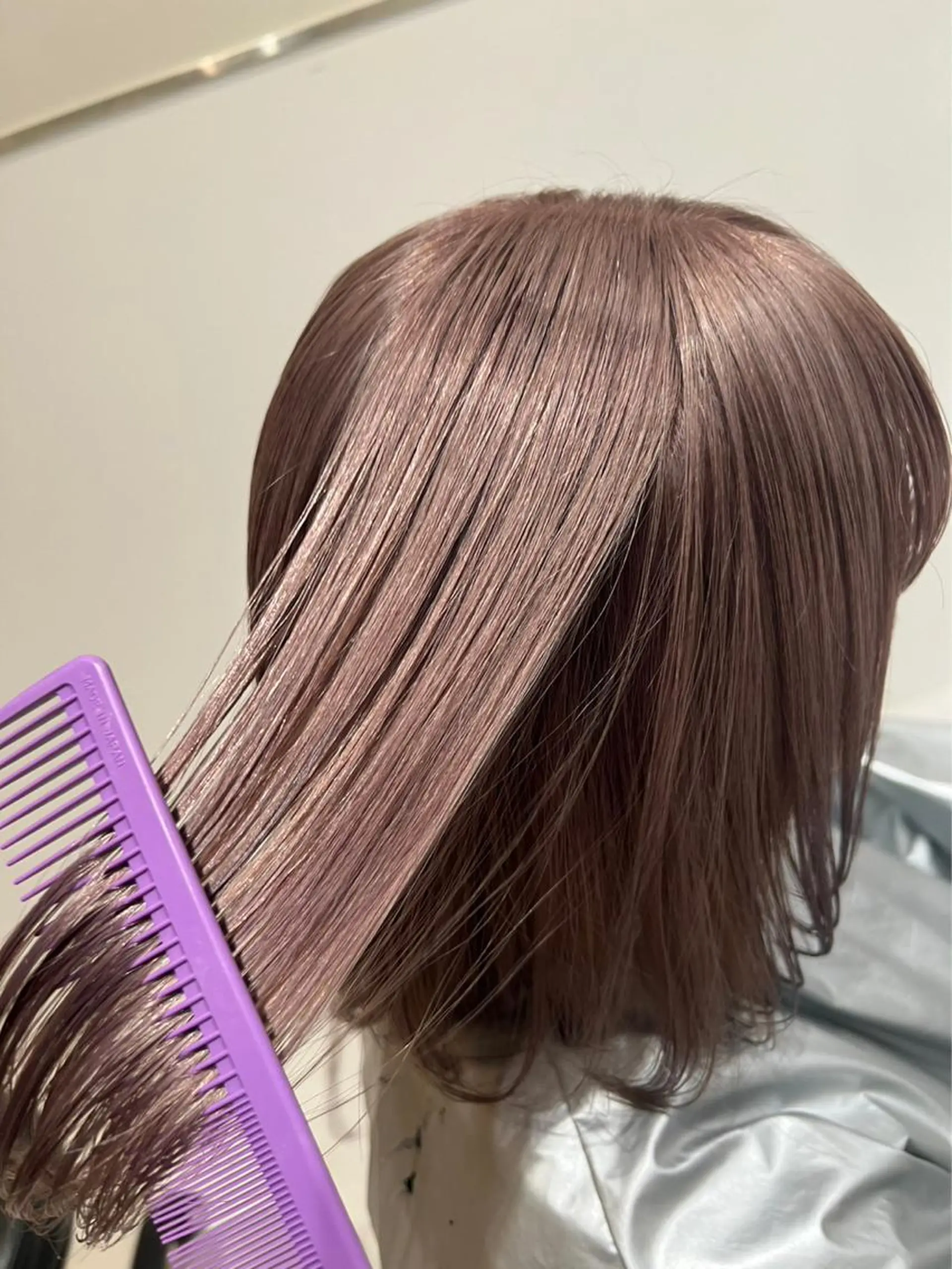 ミディアム カラー 内田 志乃のヘアスタイル