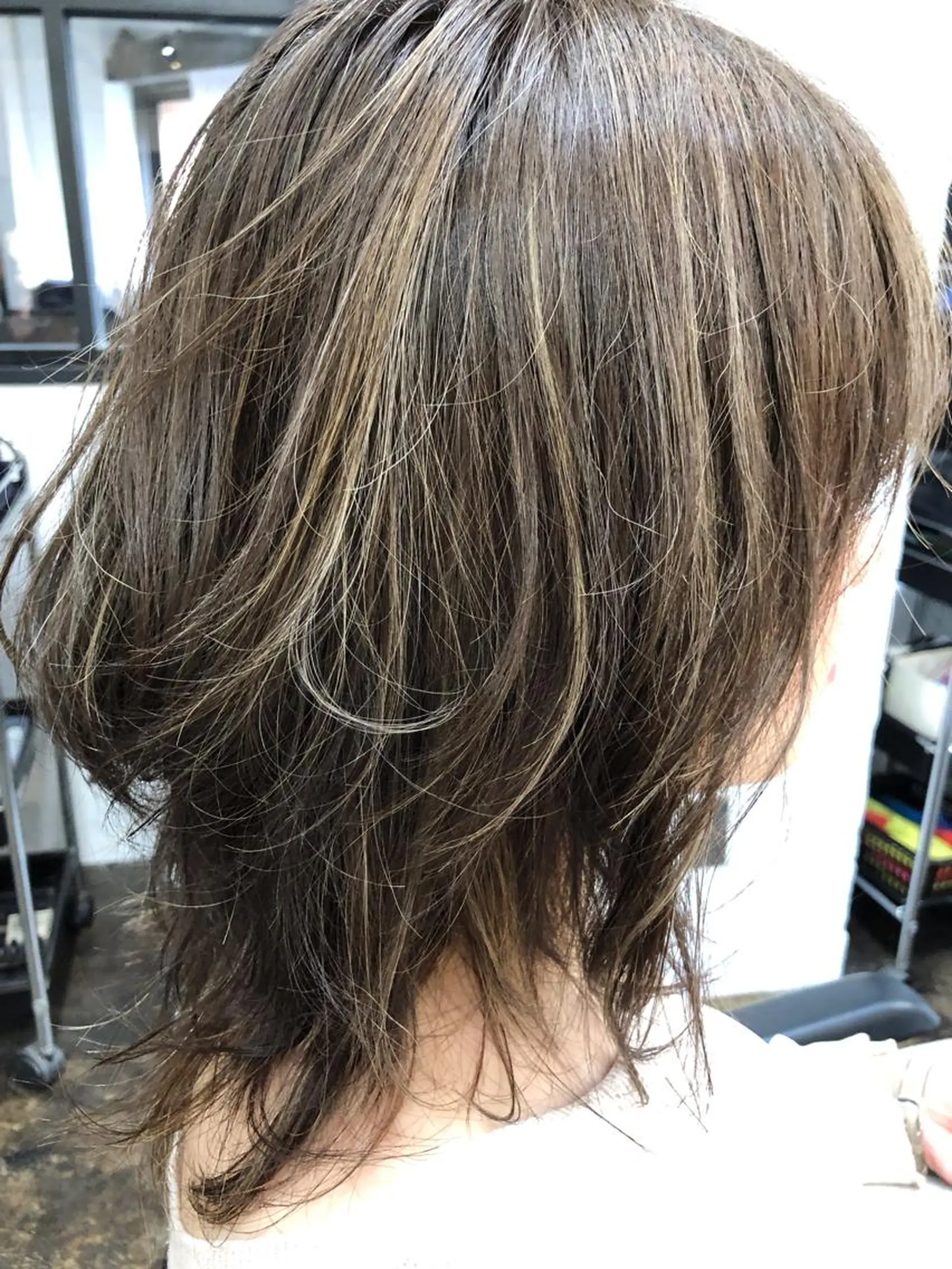 ミディアム カラー ハイライトカラー ハイライト レイヤーカット ウルフカット ウルフレイヤー chill所属・topstylist fukudaのその他イメージ