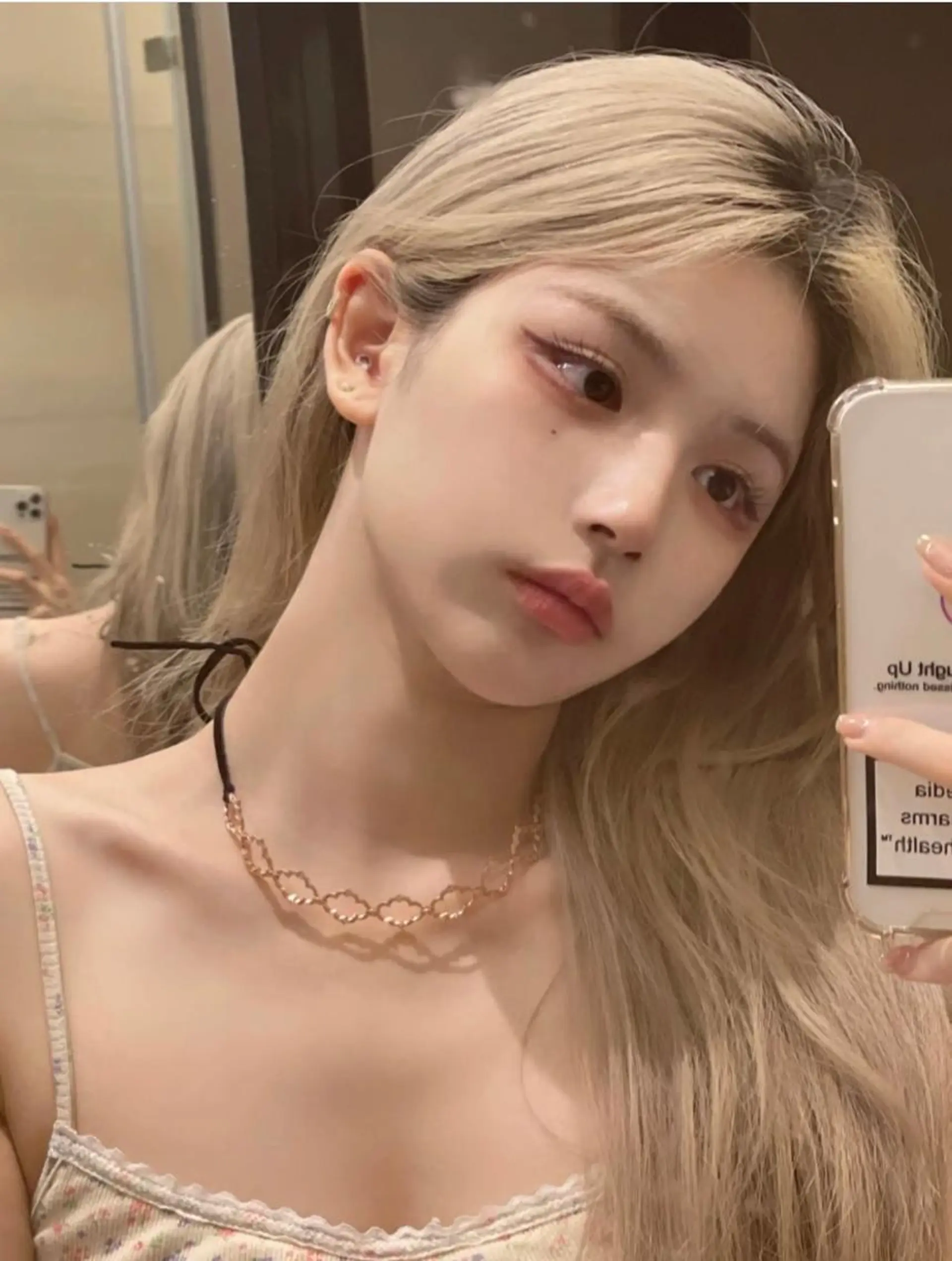 セミロング カラー レイヤー/柔色 カラー/SAkiのヘアスタイル