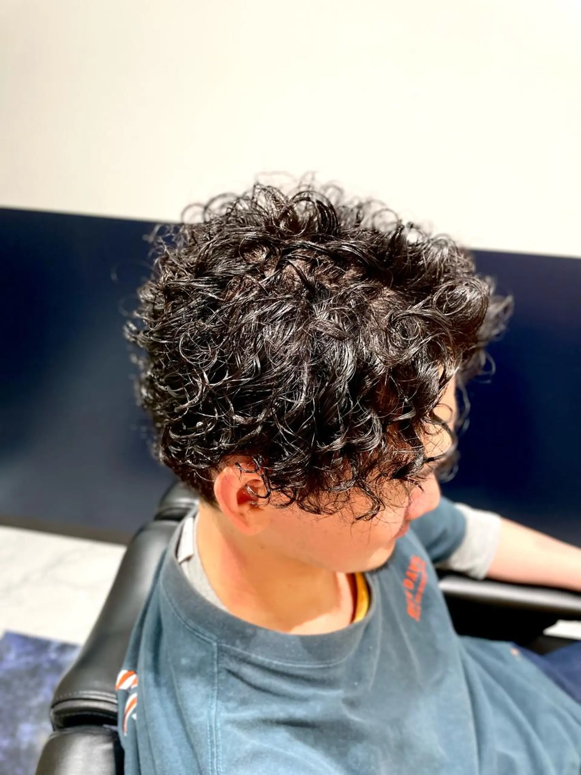 ミディアム パーマ メンズ ミディアムパーマ メンズパーマ スパイラルパーマ カット パーマ 銀座メンズカット/ 銀座メンズパーマ/のヘアスタイル