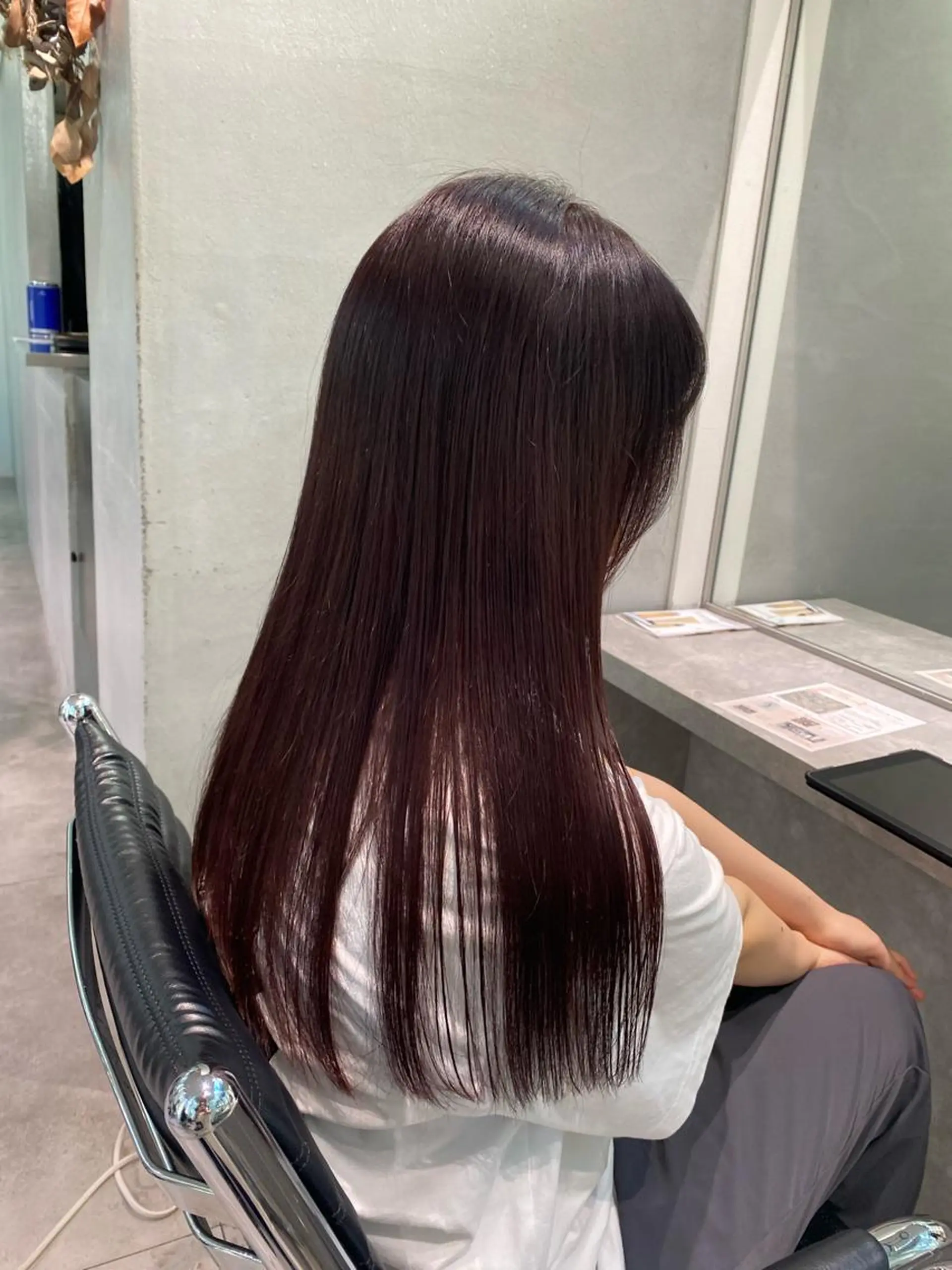 セミロング カラー レッドカラー 縮毛矯正 とびまつ /ショート/脱白髪染のヘアスタイル