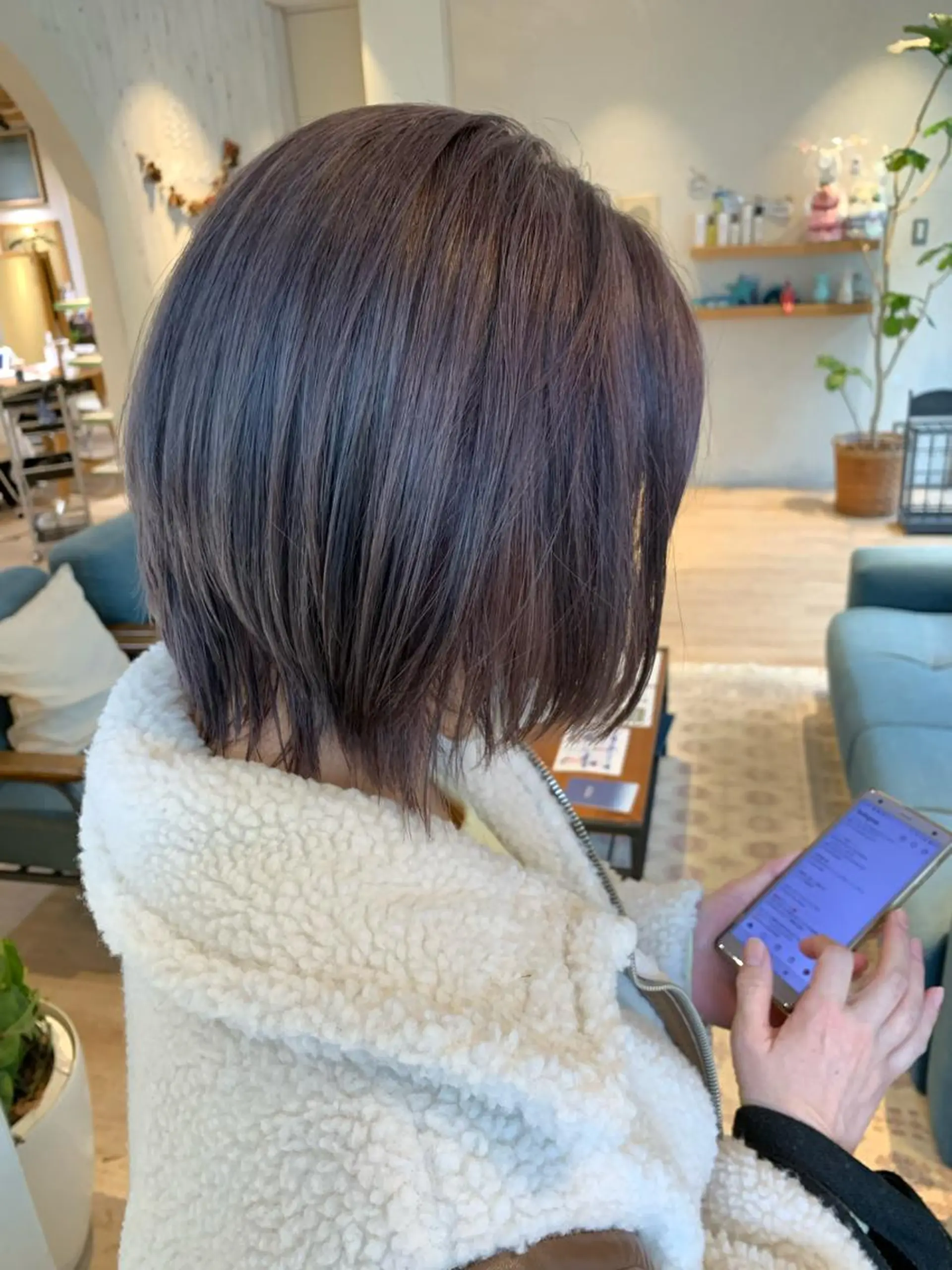 ショート カラー カット トリートメント 白髪ぼかしハイライト 柳川拓哉のヘアスタイル