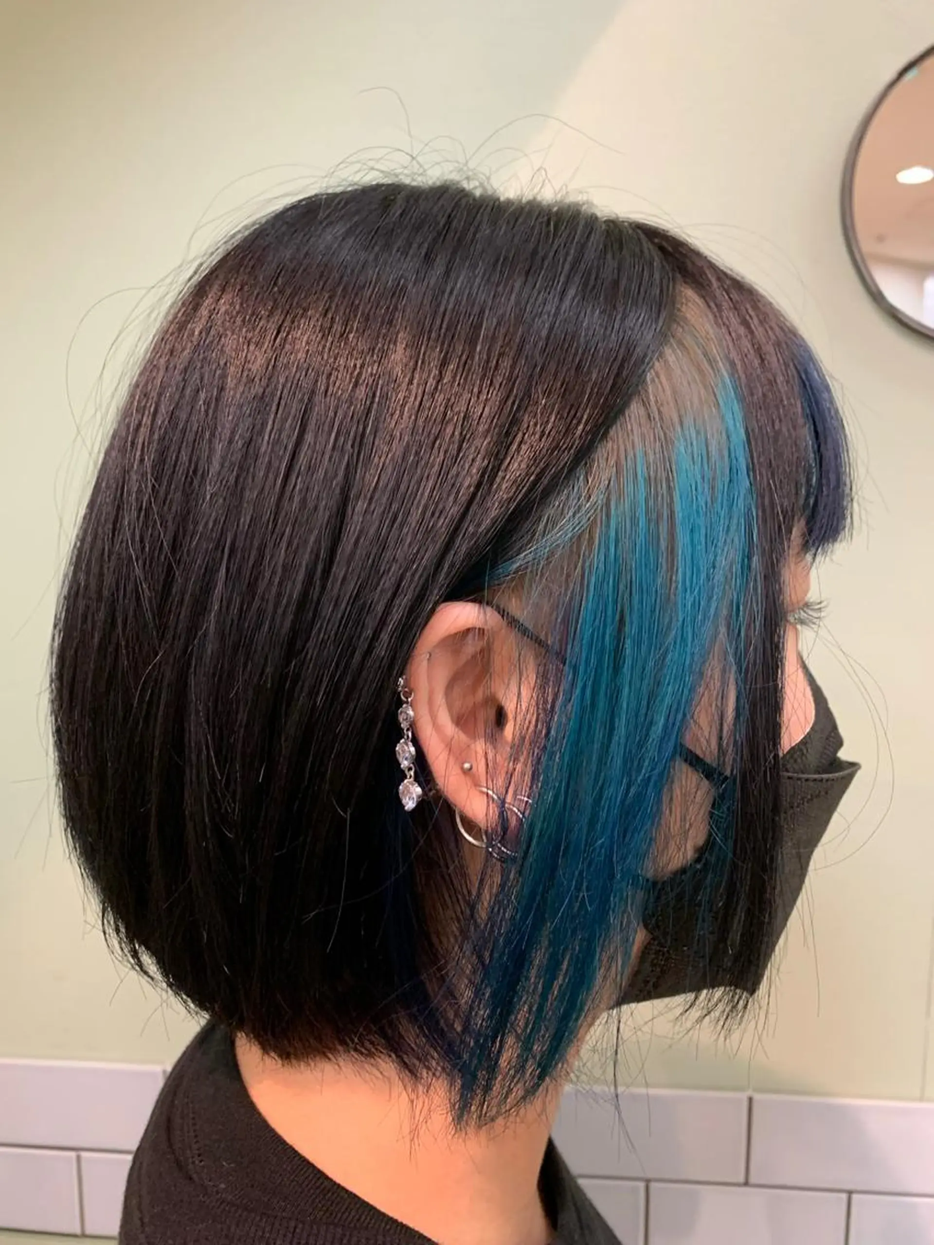 ショート カラー 顔周りレイヤー カット❄️石川瑠青のヘアスタイル