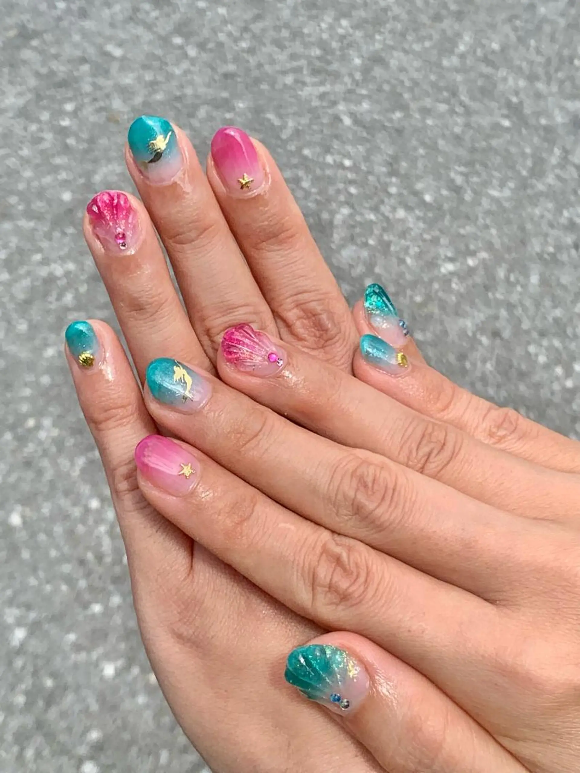 ネイル うるま市サロン Yuko Izawaのネイルデザイン