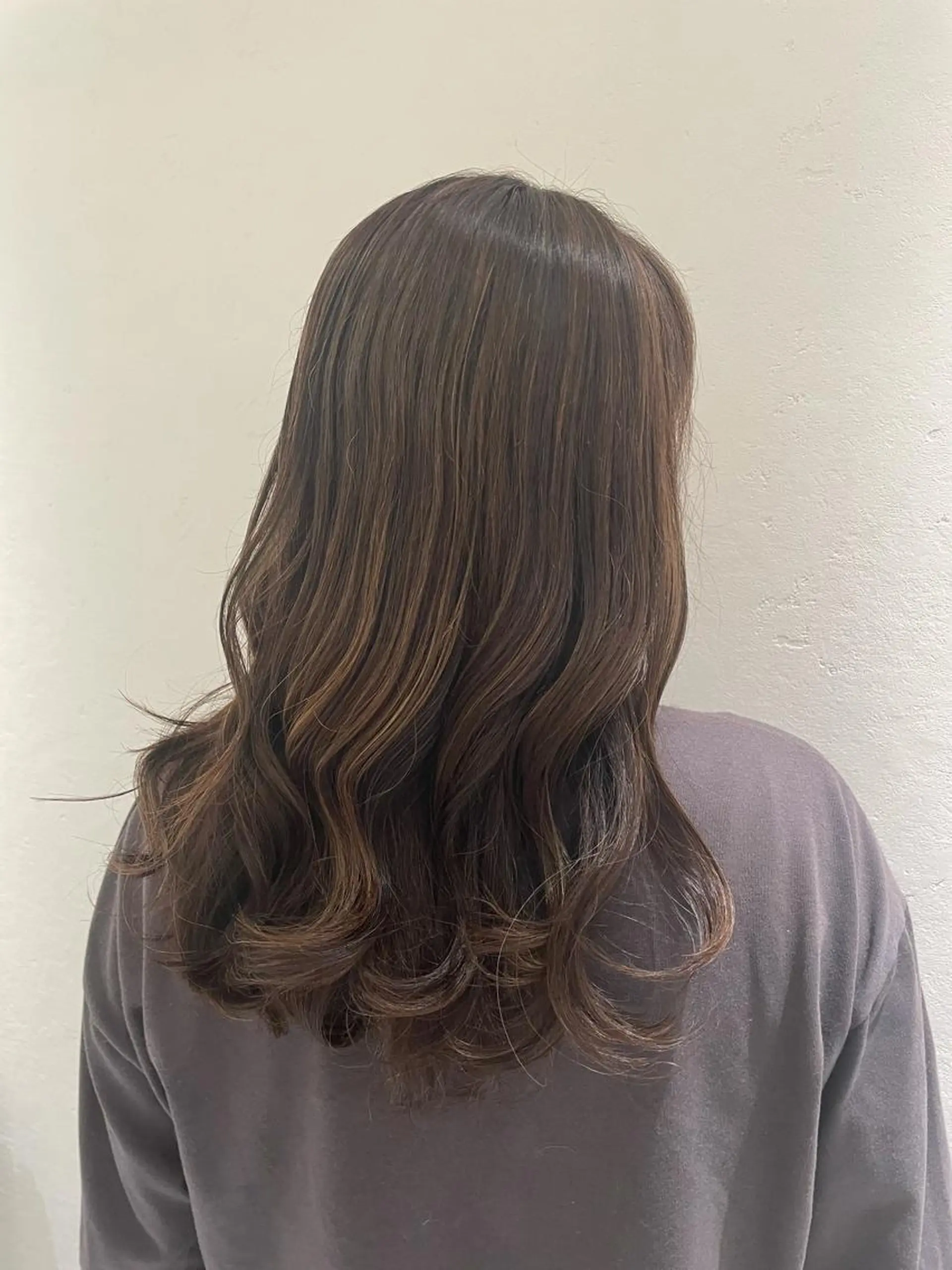 ロング カラー ハイライトカラー ハイライト ヘアカラー 高木 櫻のヘアスタイル