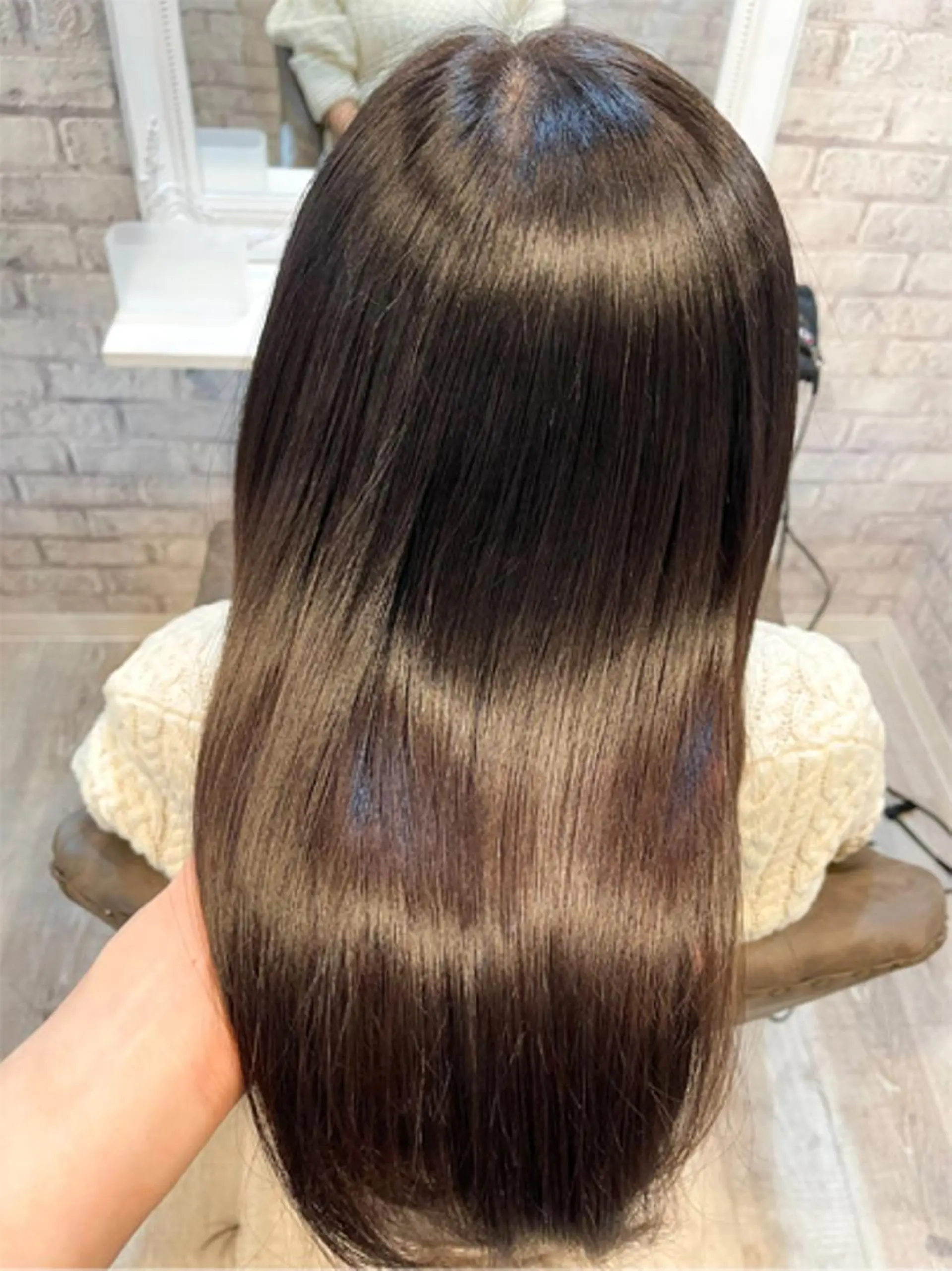 セミロング カット ヘアカラー トリートメント 伊藤 裕太のヘアスタイル