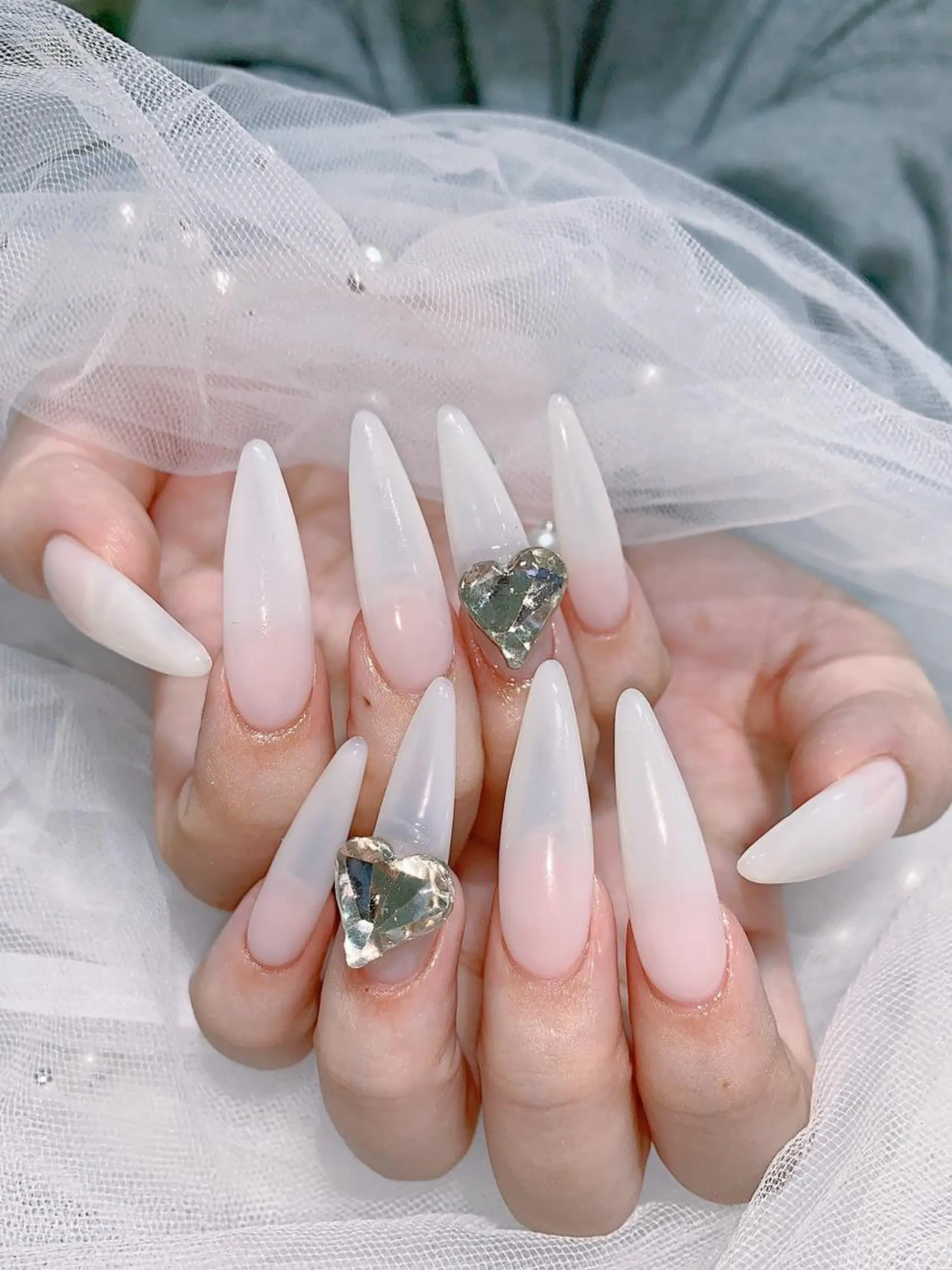 ネイル ハンドネイル Queens momoのネイルデザイン