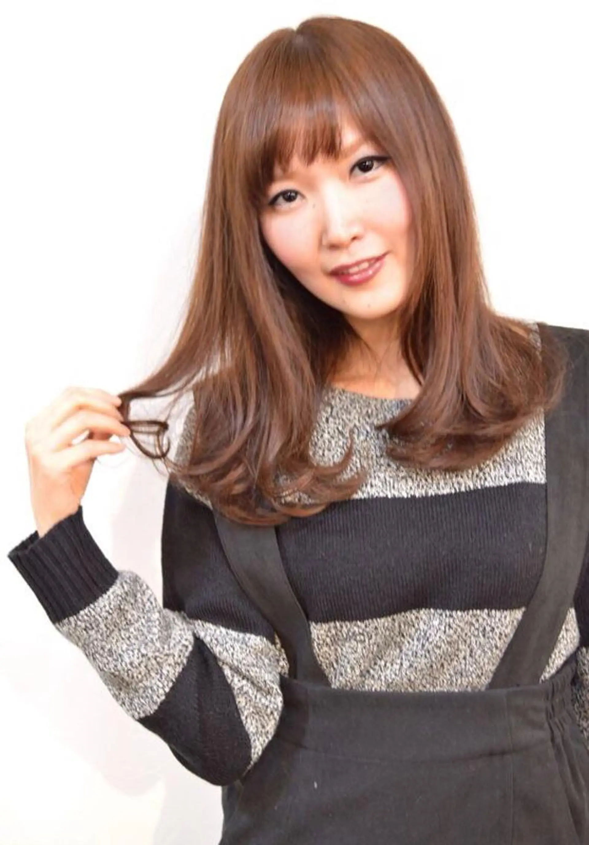 セミロング カラー カット ヘアカラー 縮毛矯正 トリートメント ヘッドスパ 🌈プチッと変身🌈 変化あるスタイルへのヘアスタイル