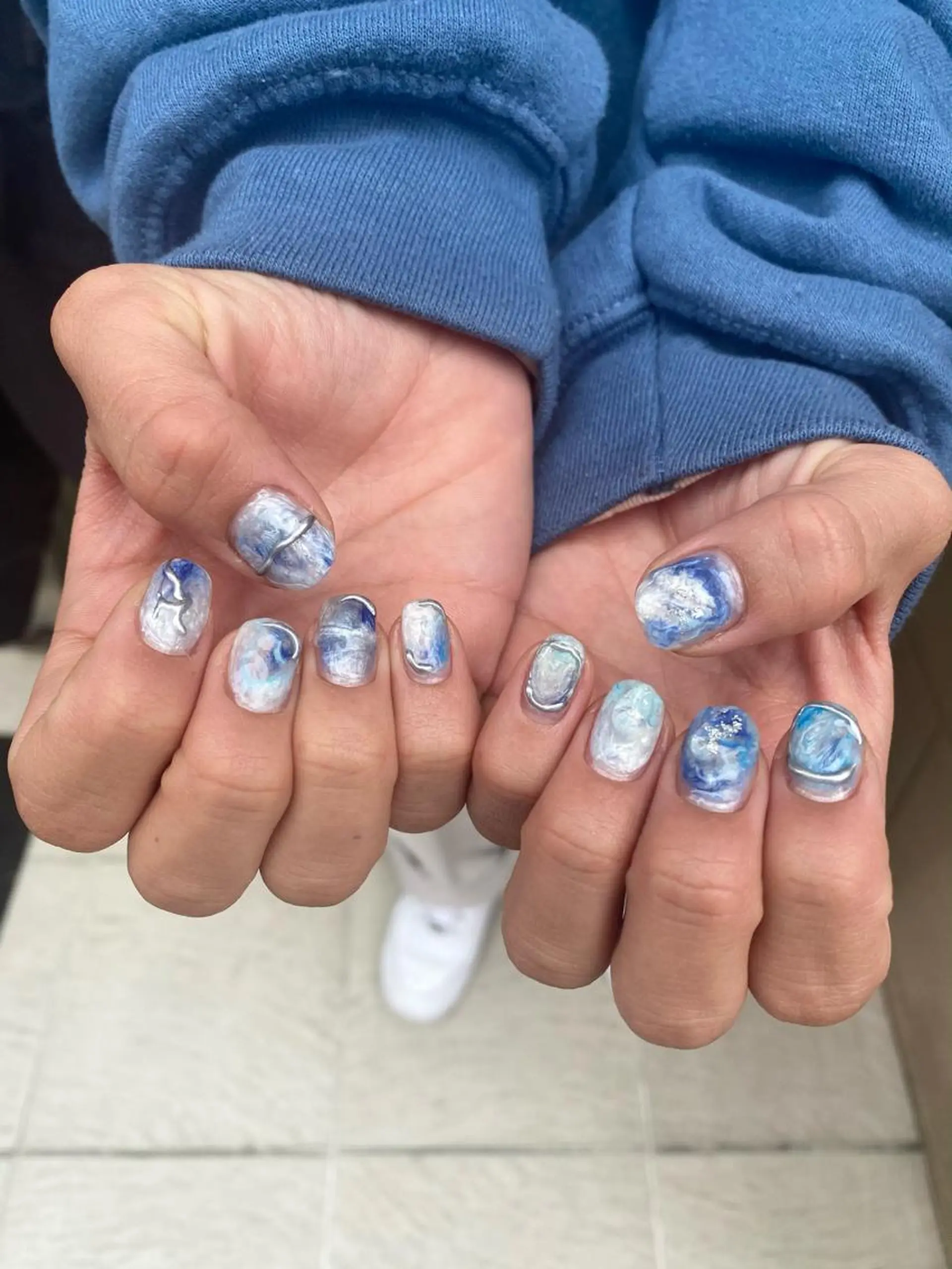 ネイル Lim五反田所属・TSUNA 🌙 Lim 五反田のマツエク・マツパデザイン