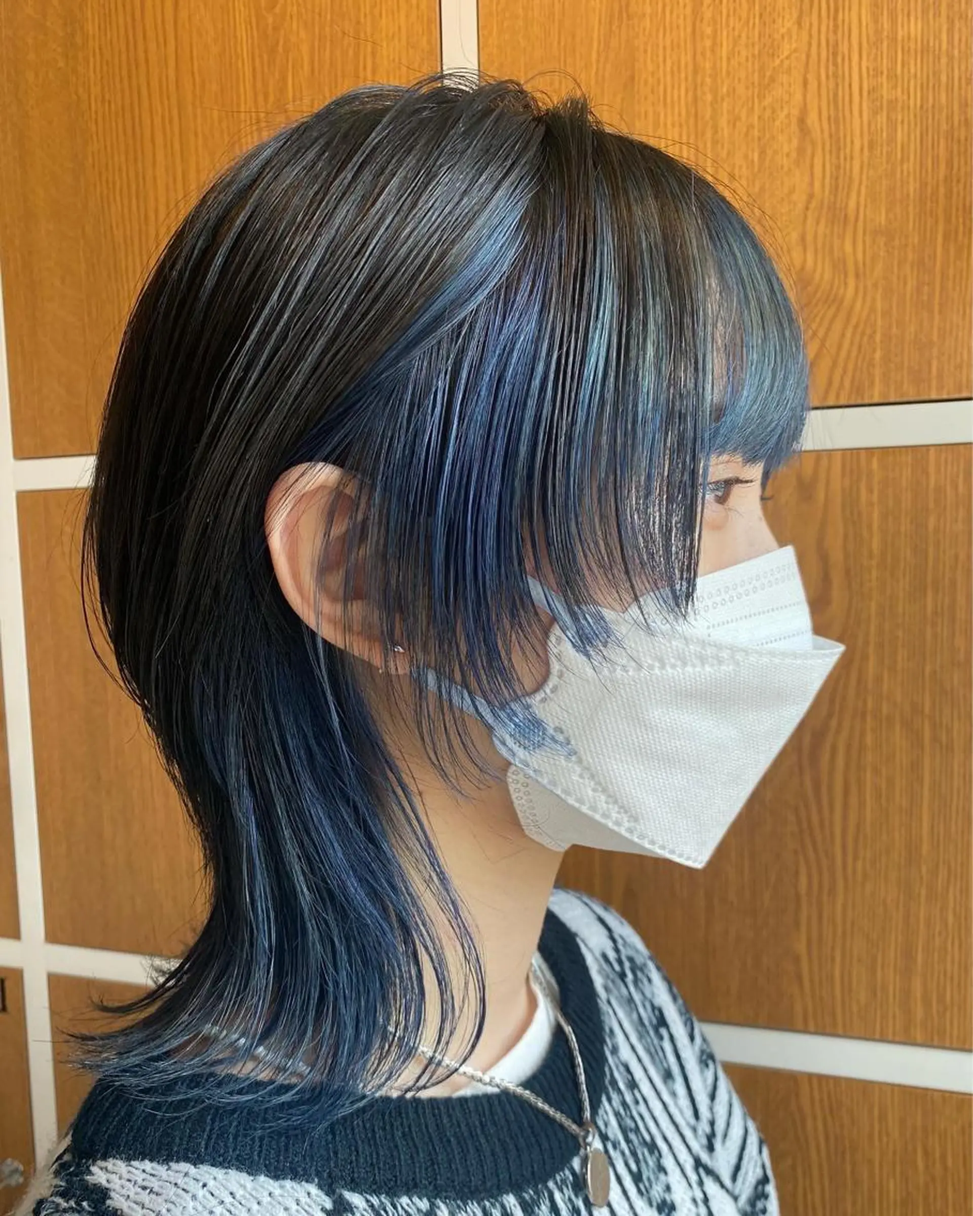 ミディアム ボブ くびれヘア ウルフカット ウルフボブ カット ヘアカラー 大阪ウルフカット ハッシュカットのヘアスタイル