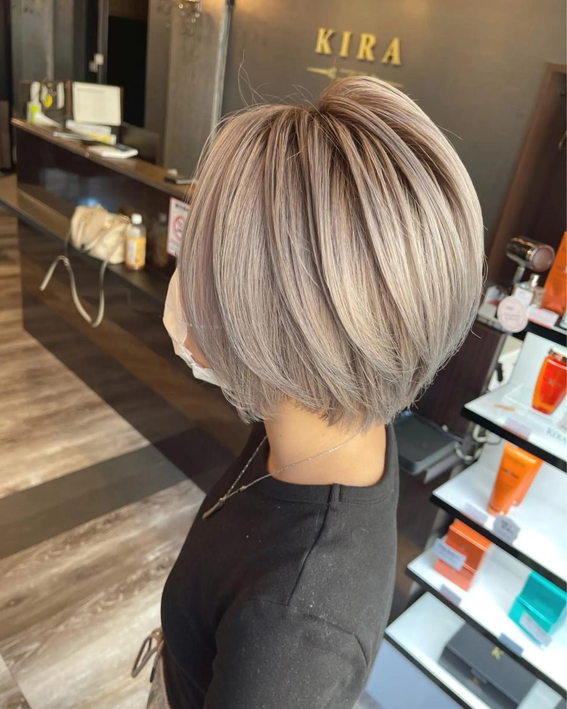 ショート シールエクステ ボブ エクステ 外国人風カラー ハイライト KIRA スズキ タクヤ／店長のヘアスタイル